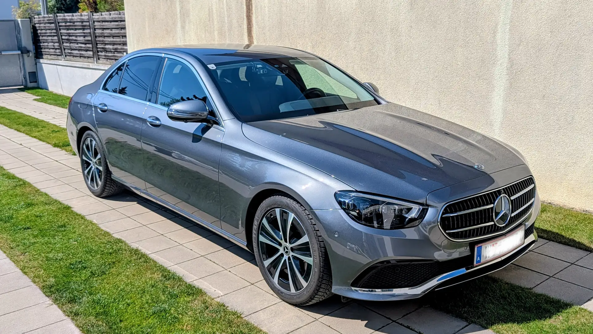 Mercedes-Benz E 220 W213, E220d, Burmester - 360° - Soft-Close Grau - 1