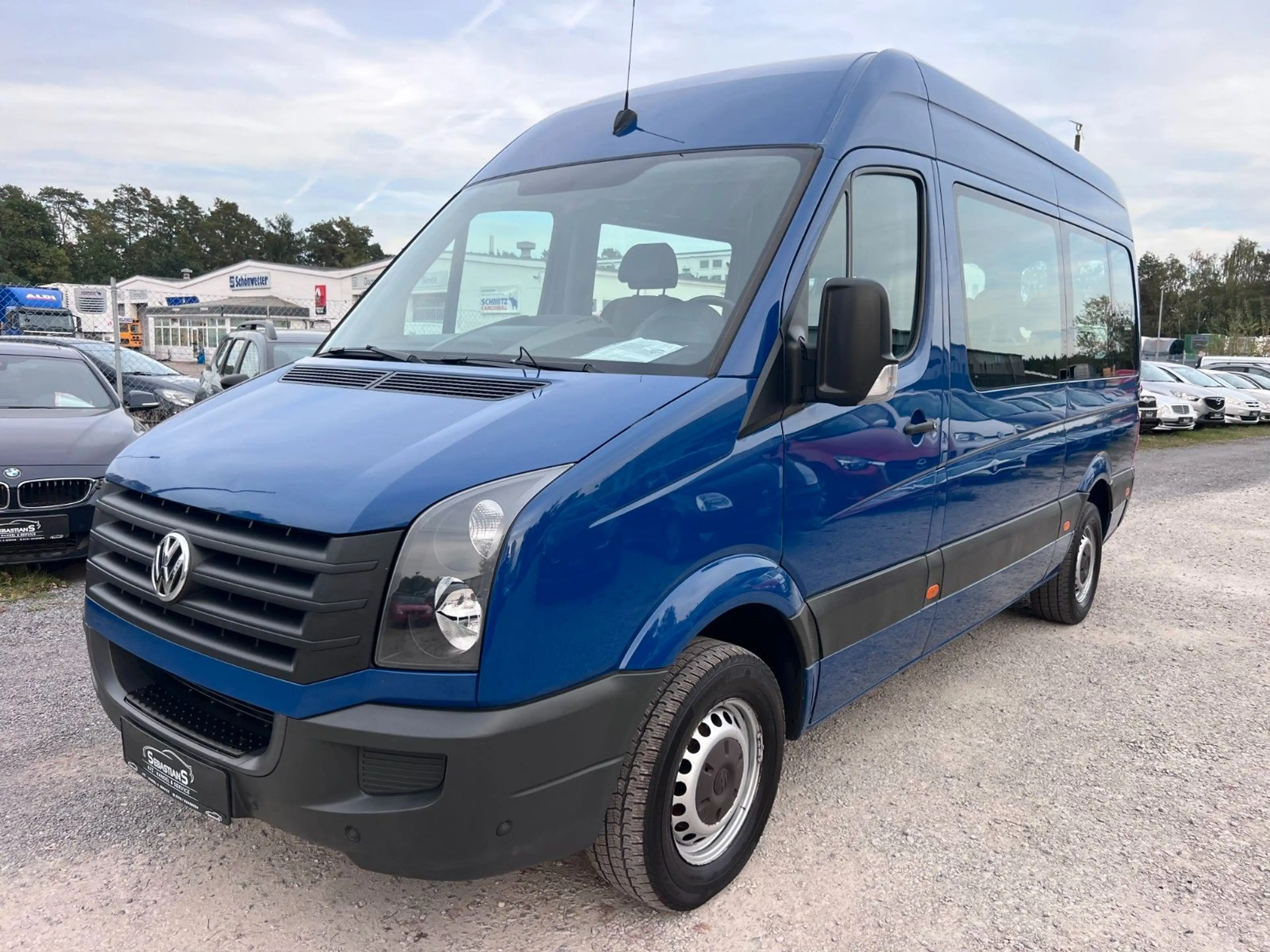 Volkswagen Crafter Kombi 35 9-Sitzer SHZ AHK Klima Tempomt