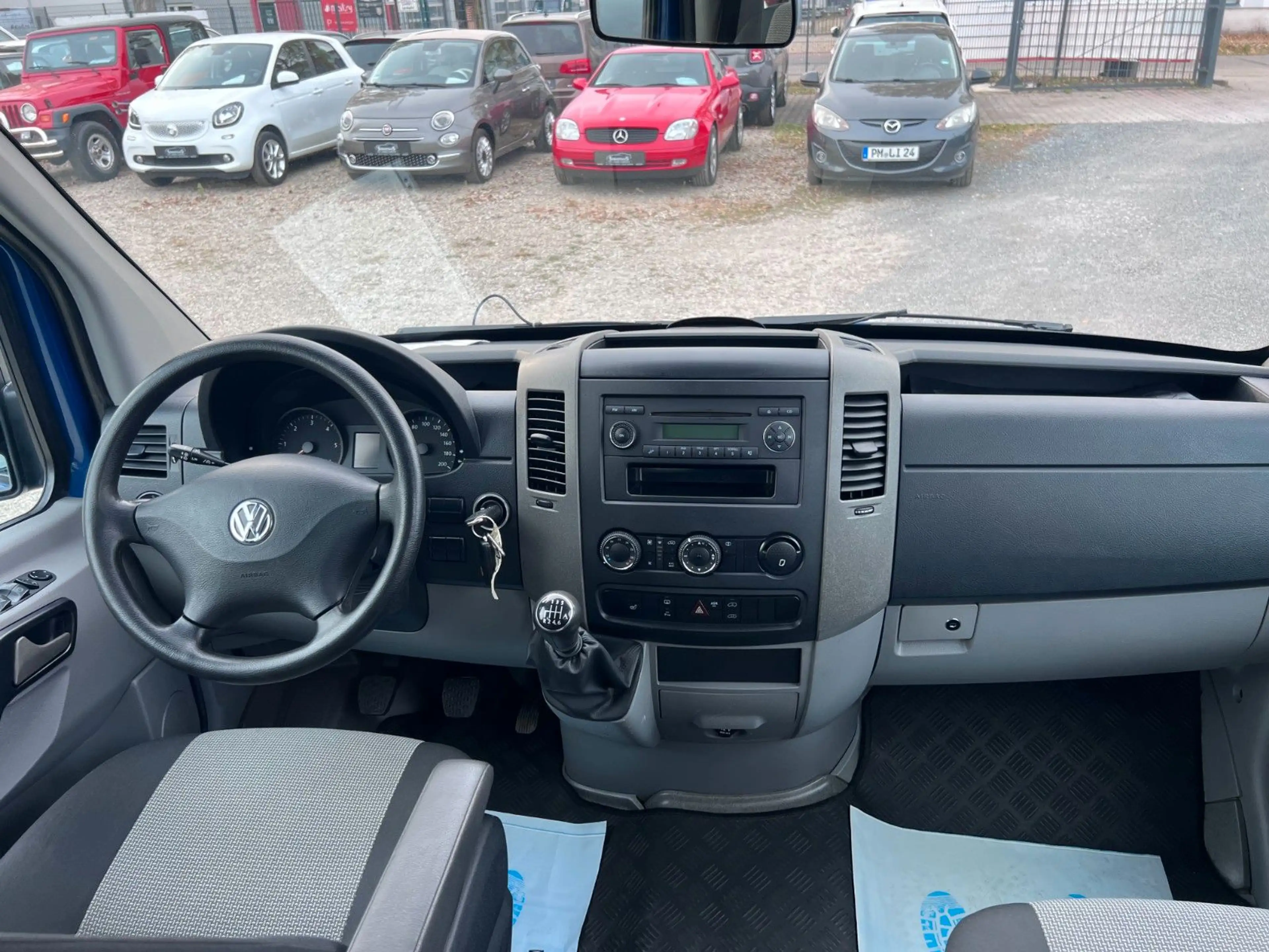 Volkswagen Crafter Kombi 35 9-Sitzer SHZ AHK Klima Tempomt — photo 9