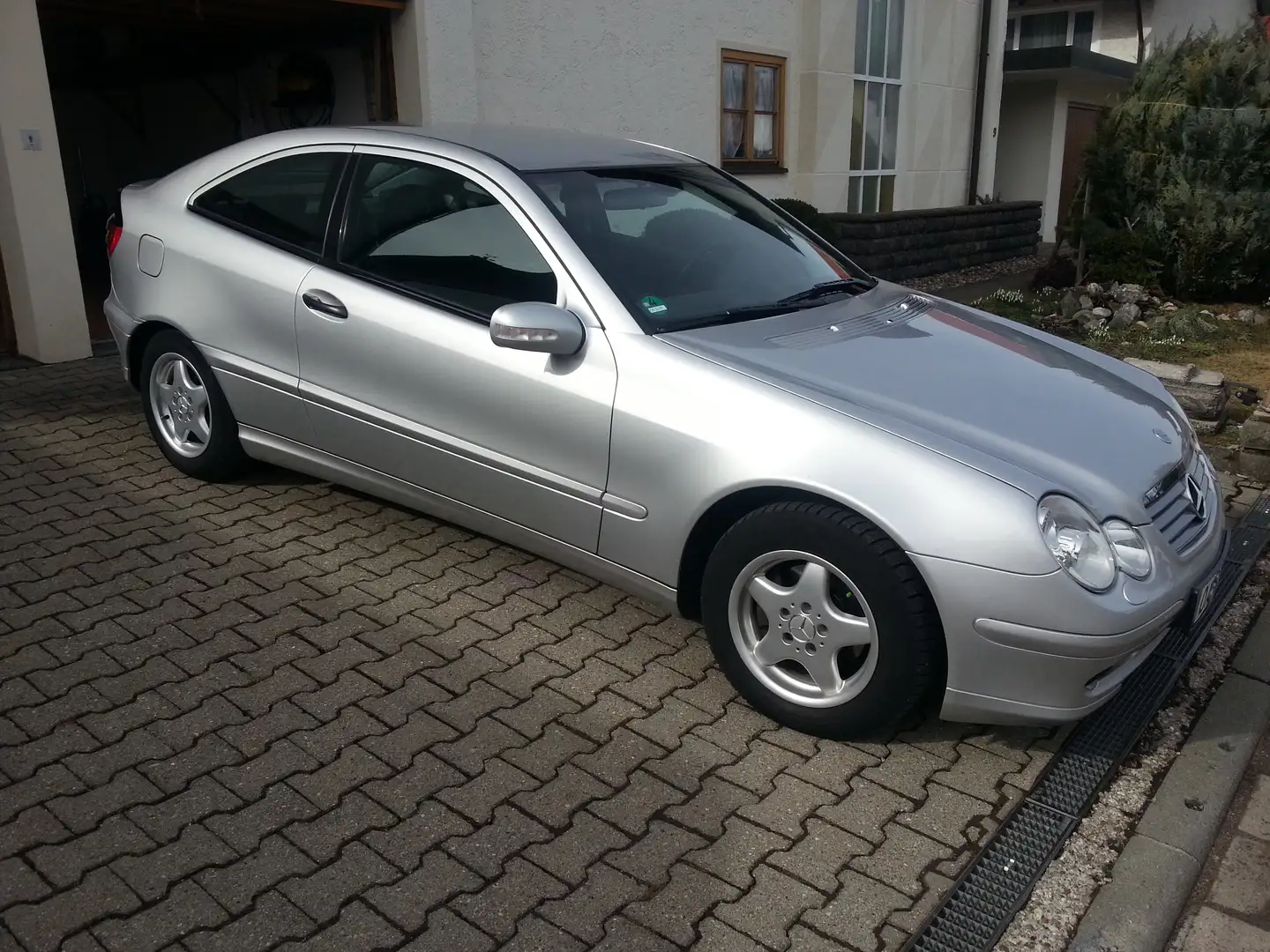 Mercedes-Benz CLC 180 Kompressor Silber - 1