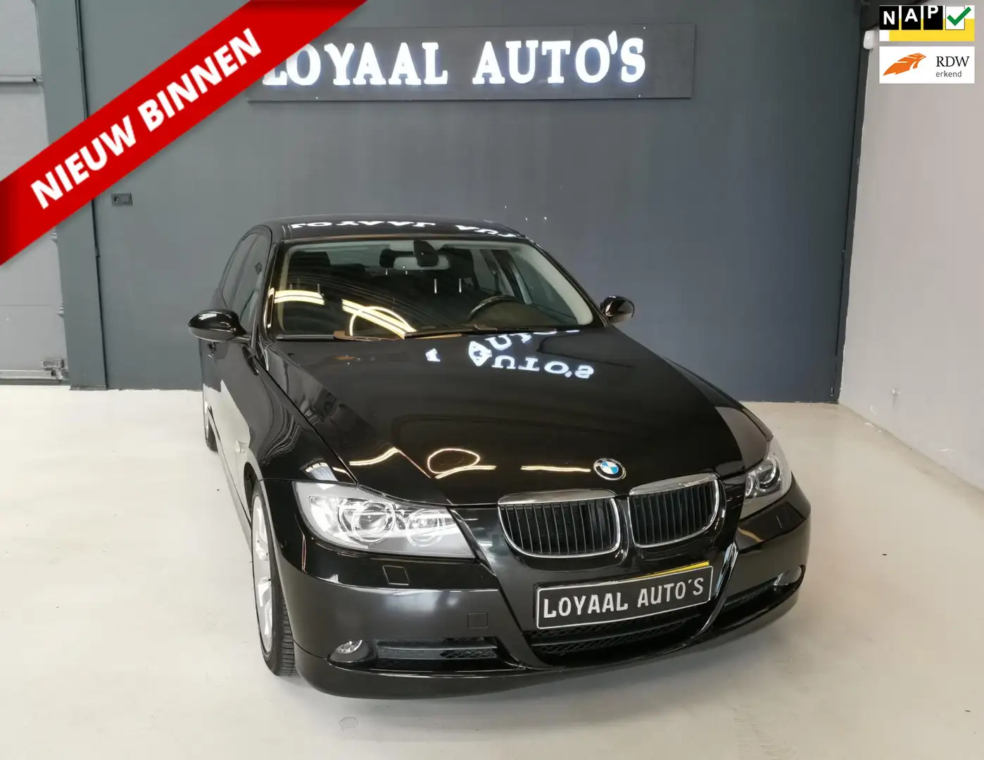 BMW 318 3-serie 318i Business Line | NAVI | AIRCO | CRUISE Zwart - 1