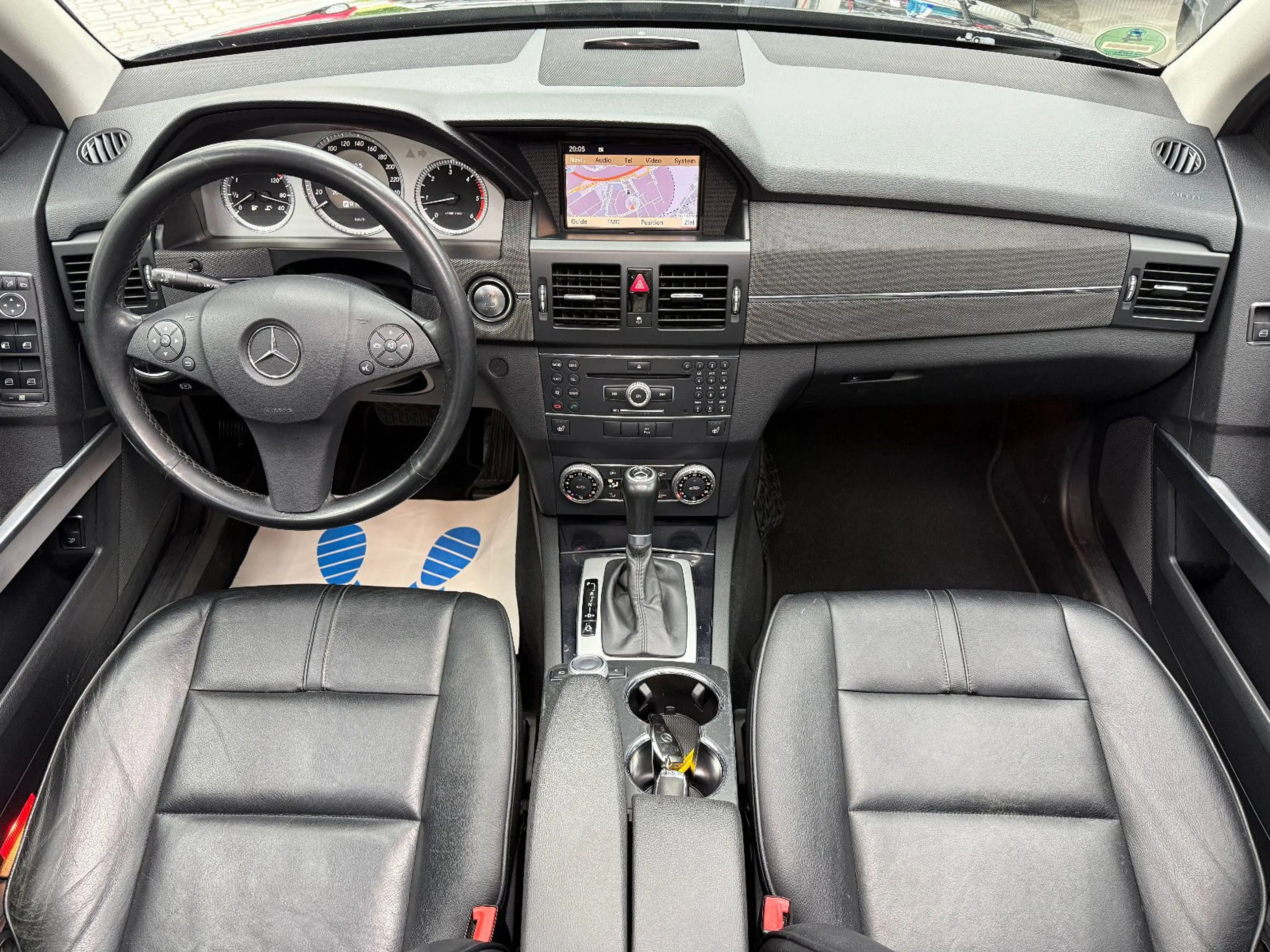 Mercedes-Benz GLK 220 CDI 4Matic AMG-Line Keyless Pano Xenon — photo 8