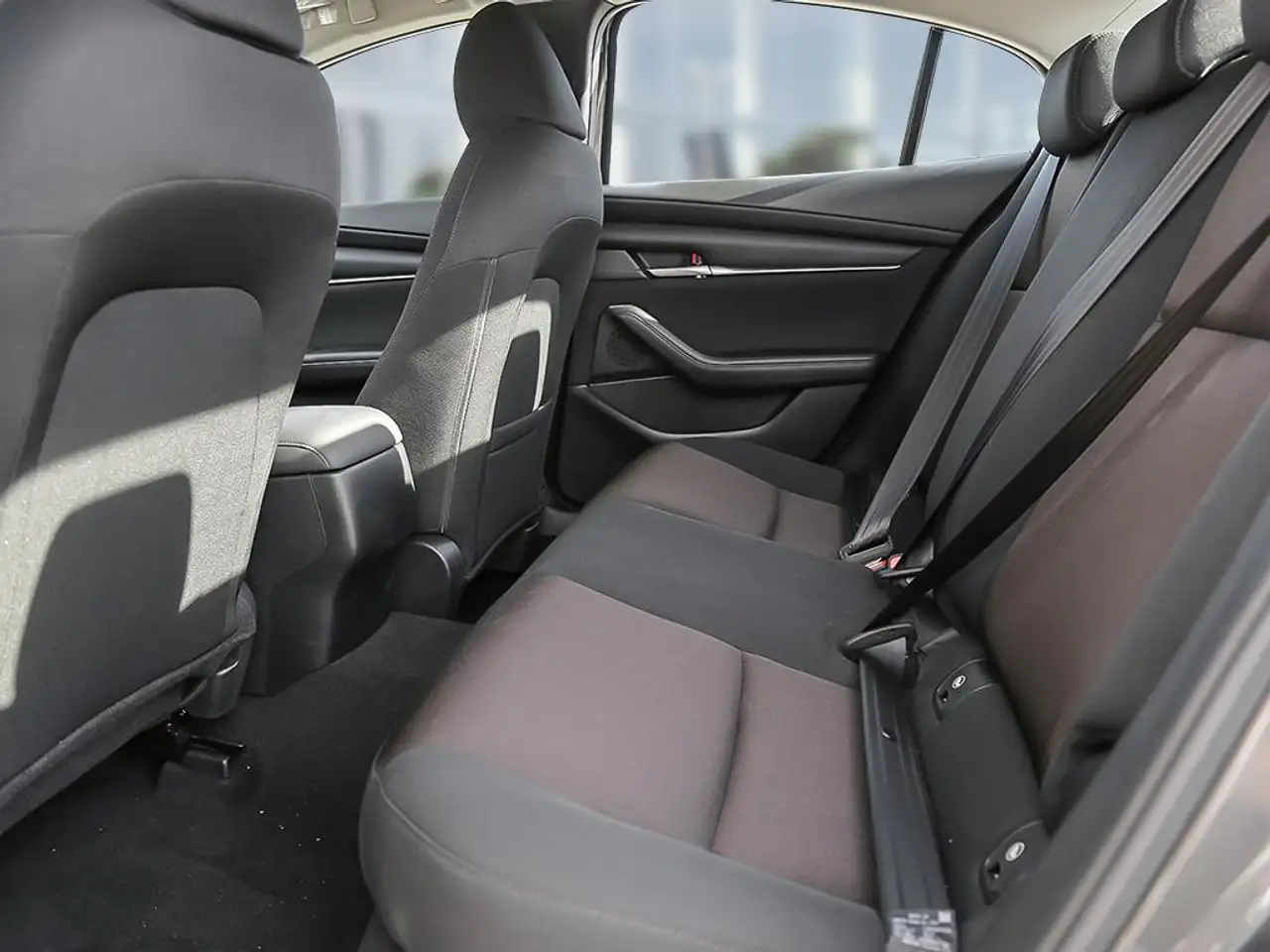Mazda 3 снимка Mazda 3
