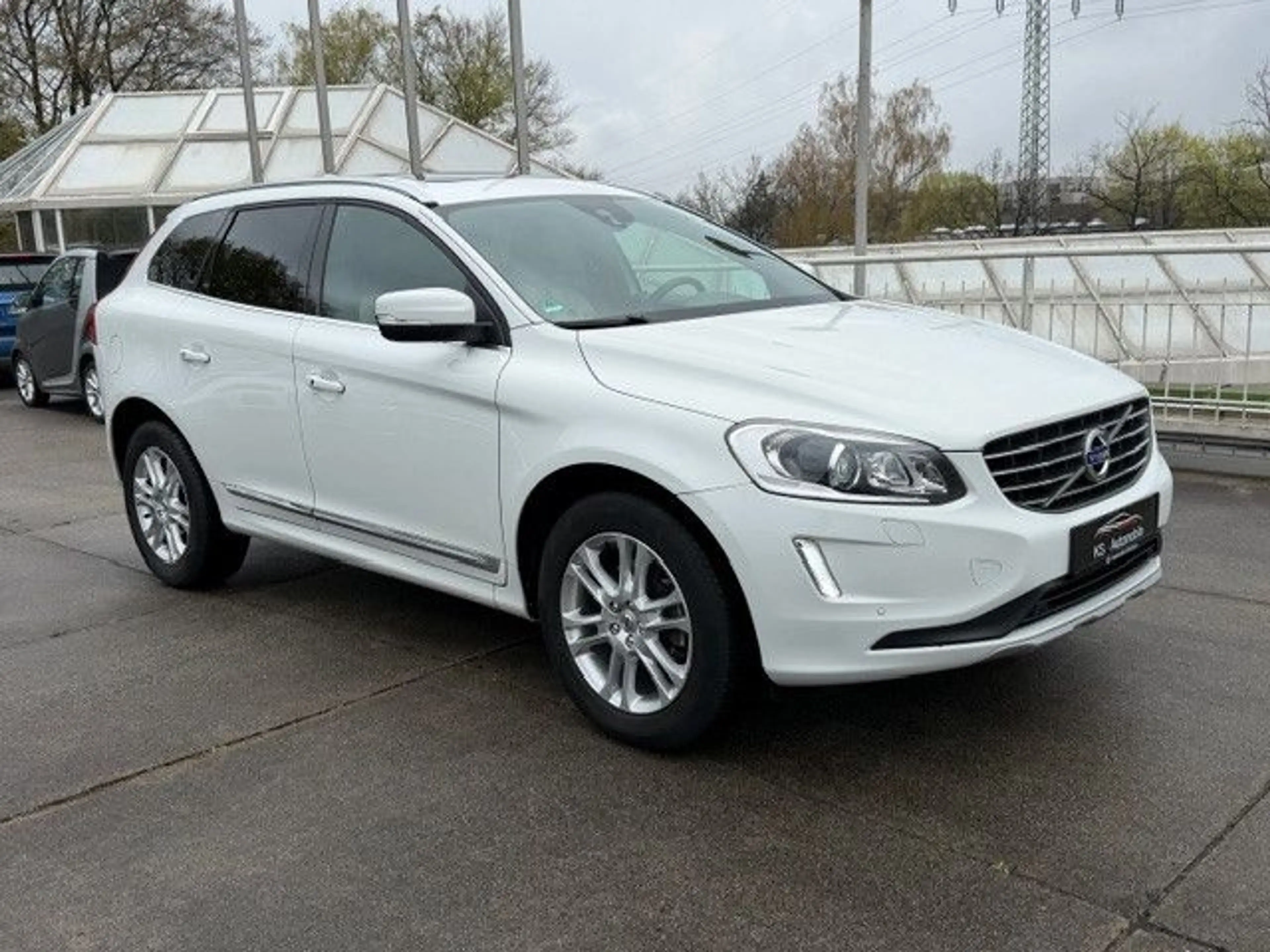 Volvo XC60 Summum 2WD — photo 3