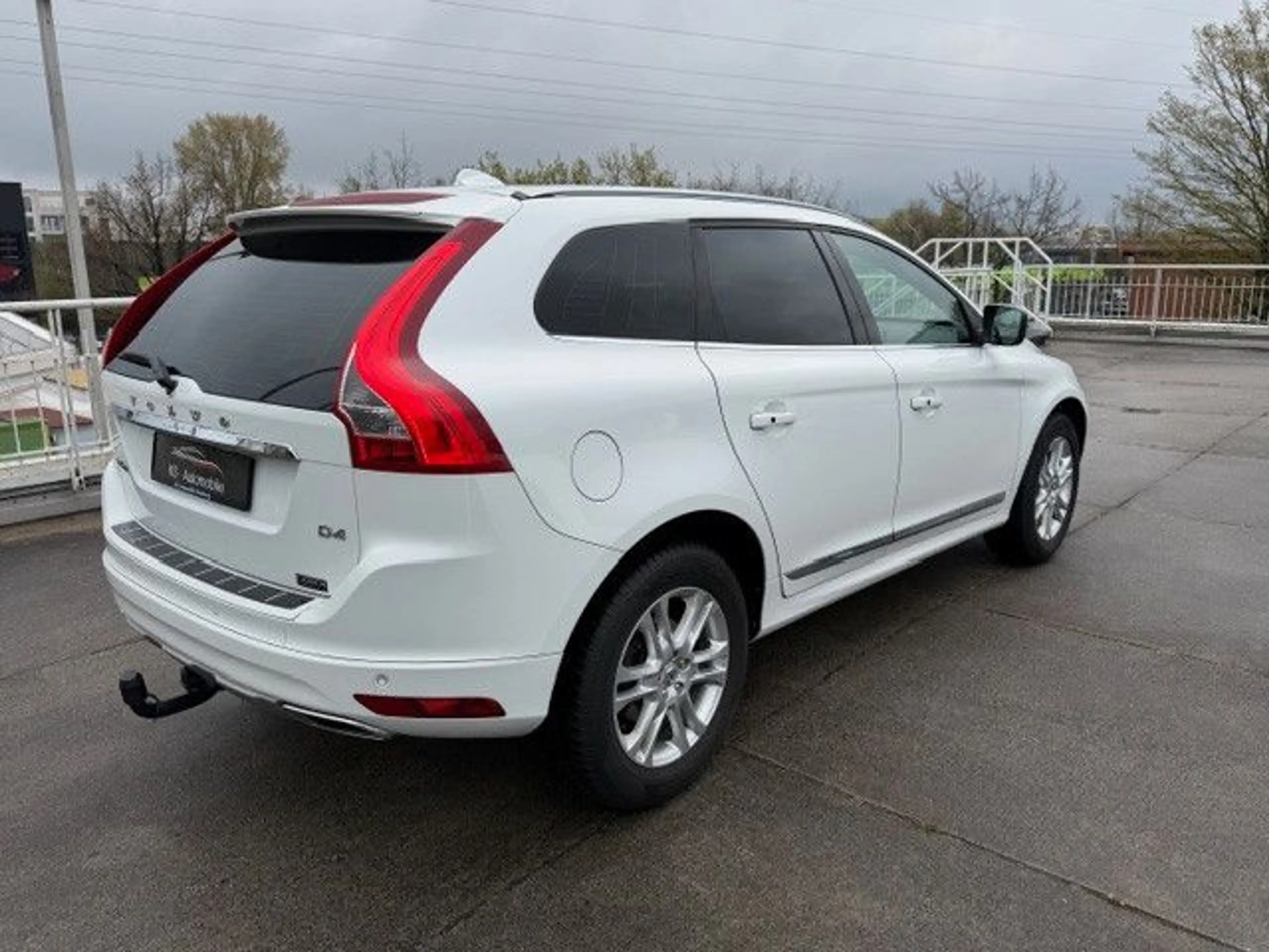 Volvo XC60 Summum 2WD — photo 4
