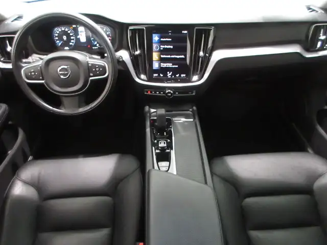 Volvo V60 view 6