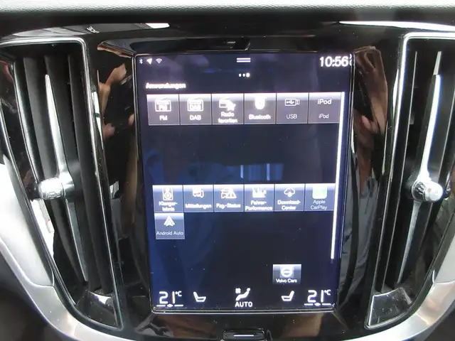 Volvo V60 view 11