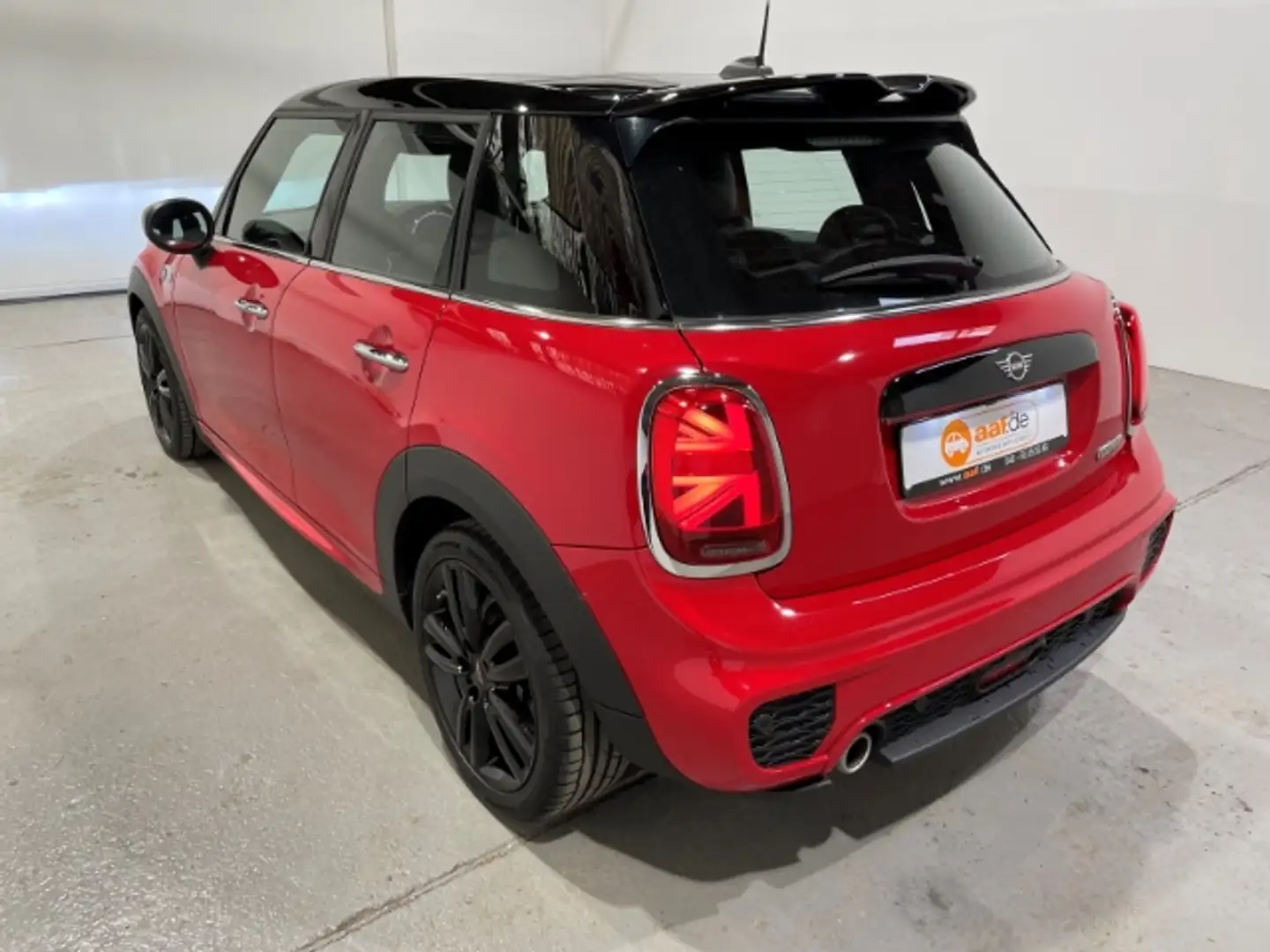 MINI Cooper 1.5 Automatik EU6d-T Leder LED Navi Pano Roşu - 2