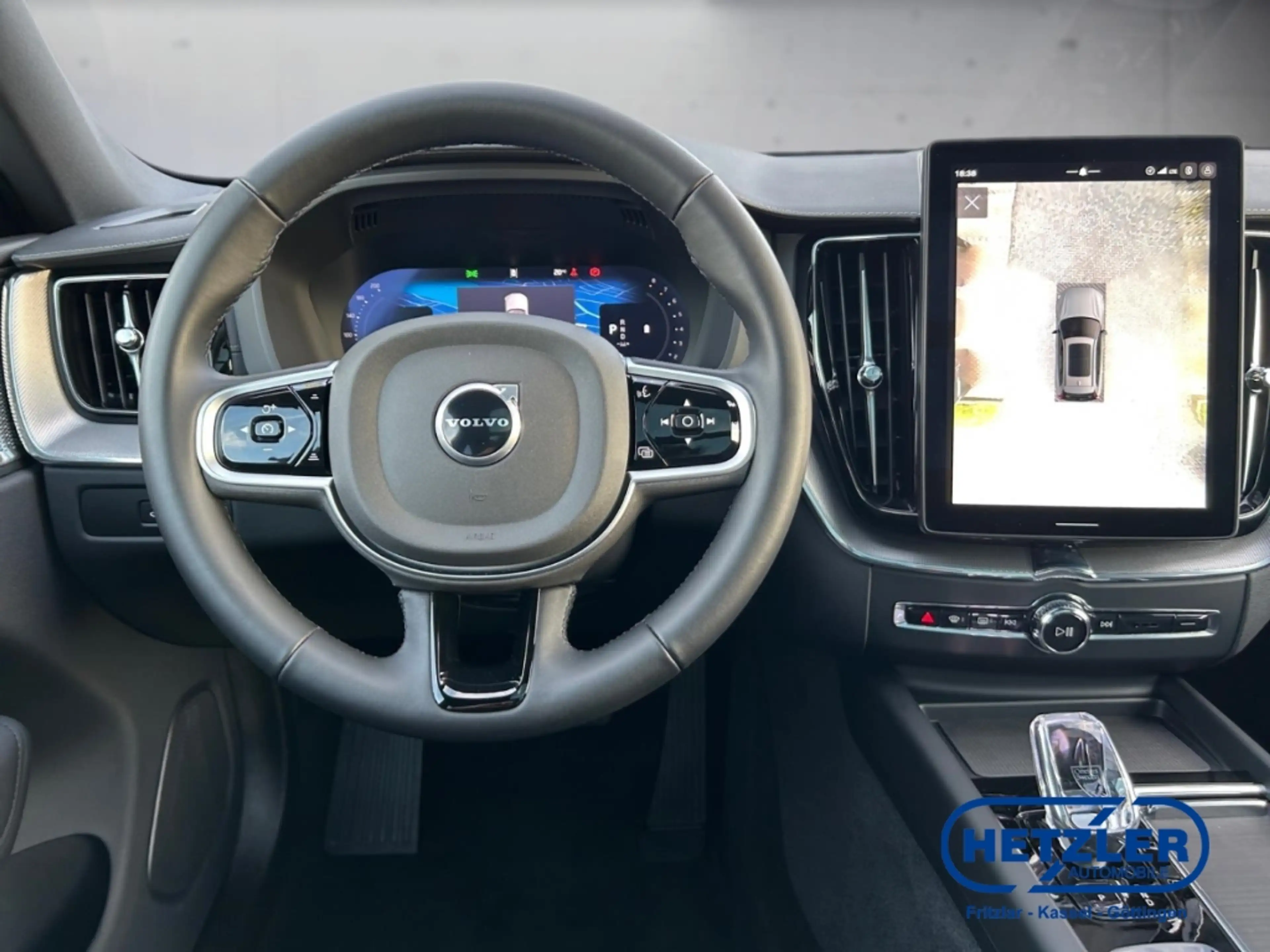 Volvo XC60 B5 Ultra Black Edition AWD AD AHK Digitales Cockpi — photo 10