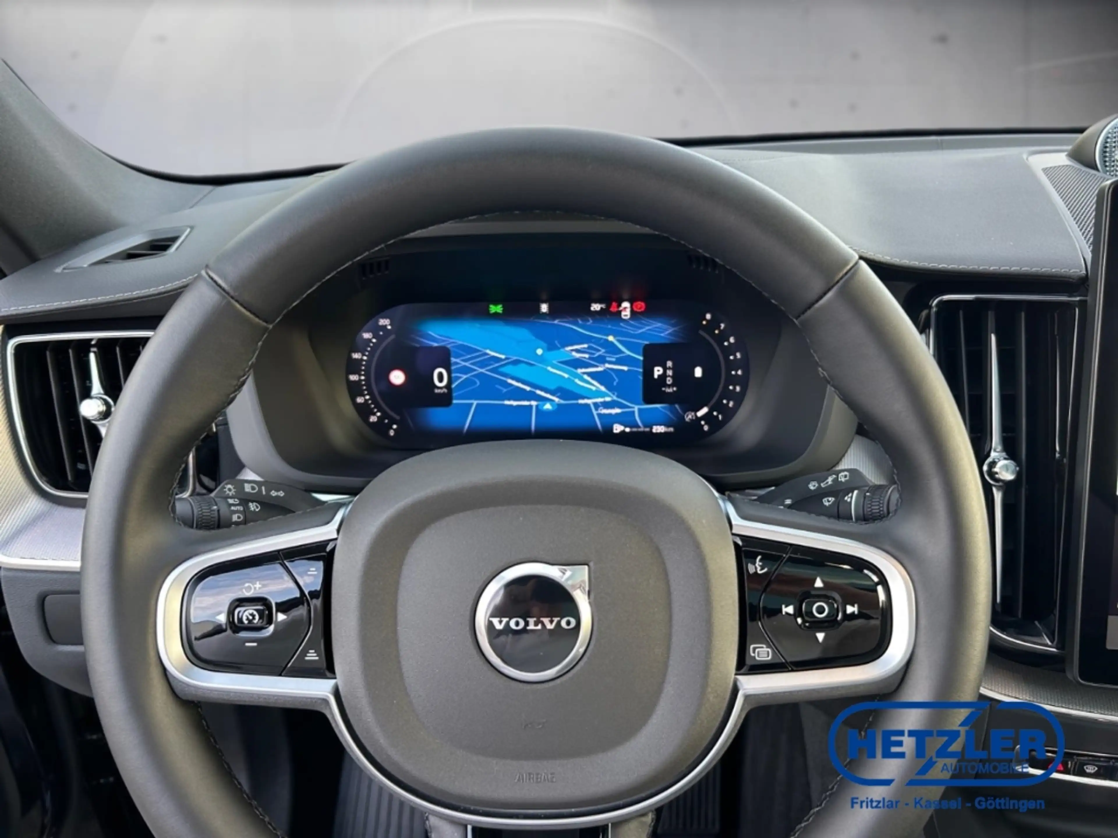 Volvo XC60 B5 Ultra Black Edition AWD AD AHK Digitales Cockpi — photo 8