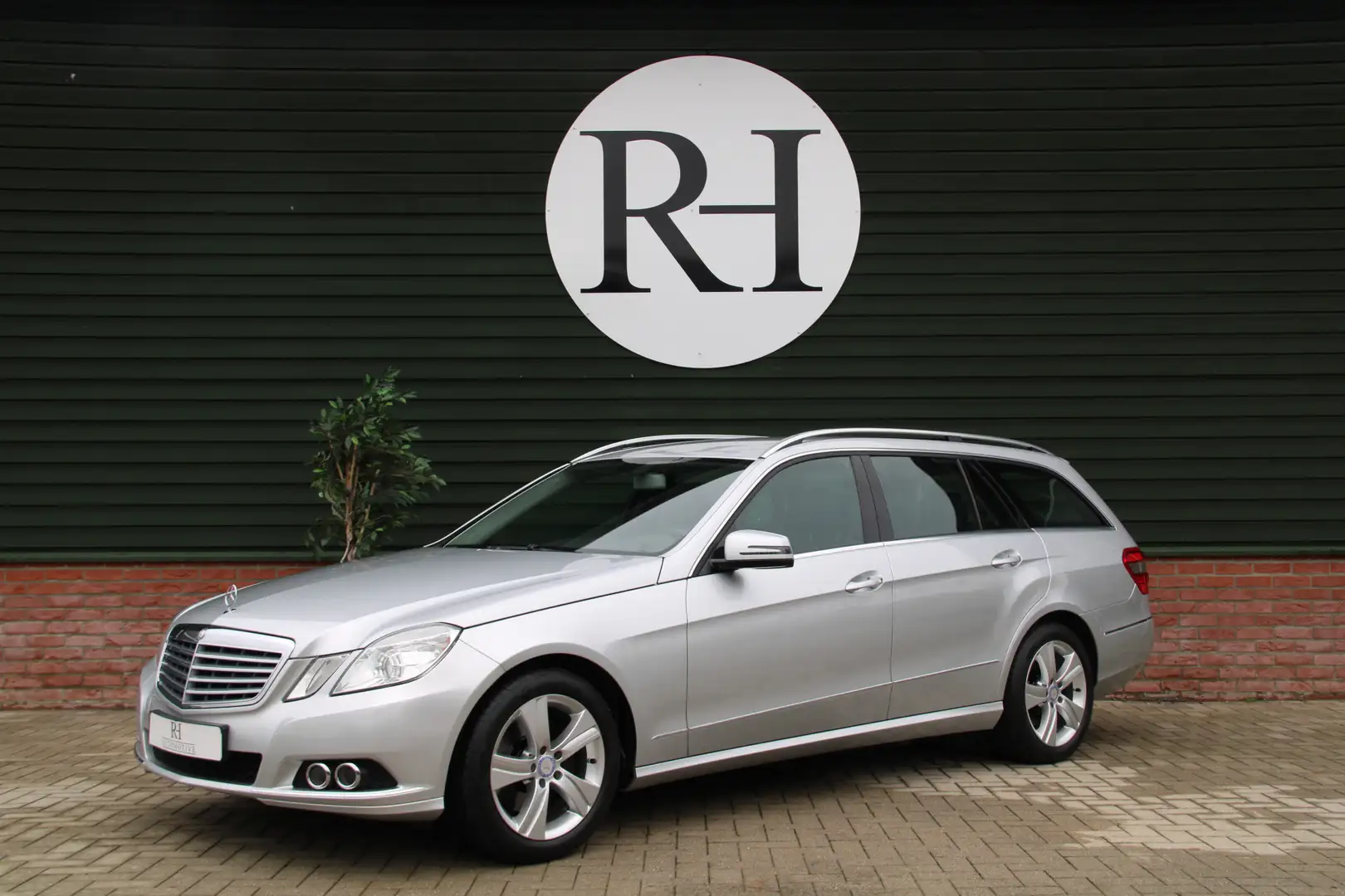 Mercedes-Benz E 350 Estate Automaat 4Matic Elegance - Youngtimer! Argent - 1