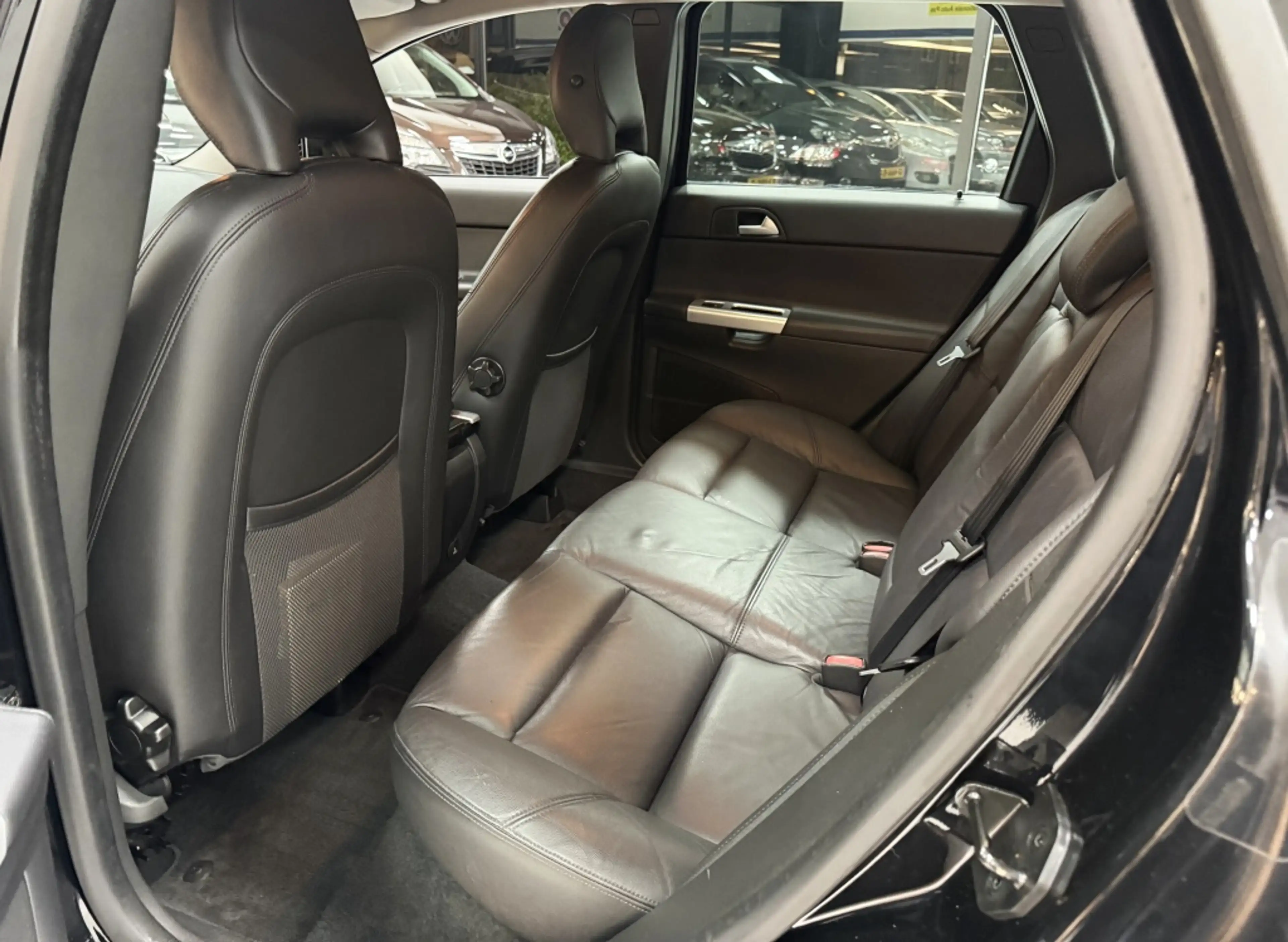 Volvo V50 2.0 Limited Edition Bovag Garantie — photo 23