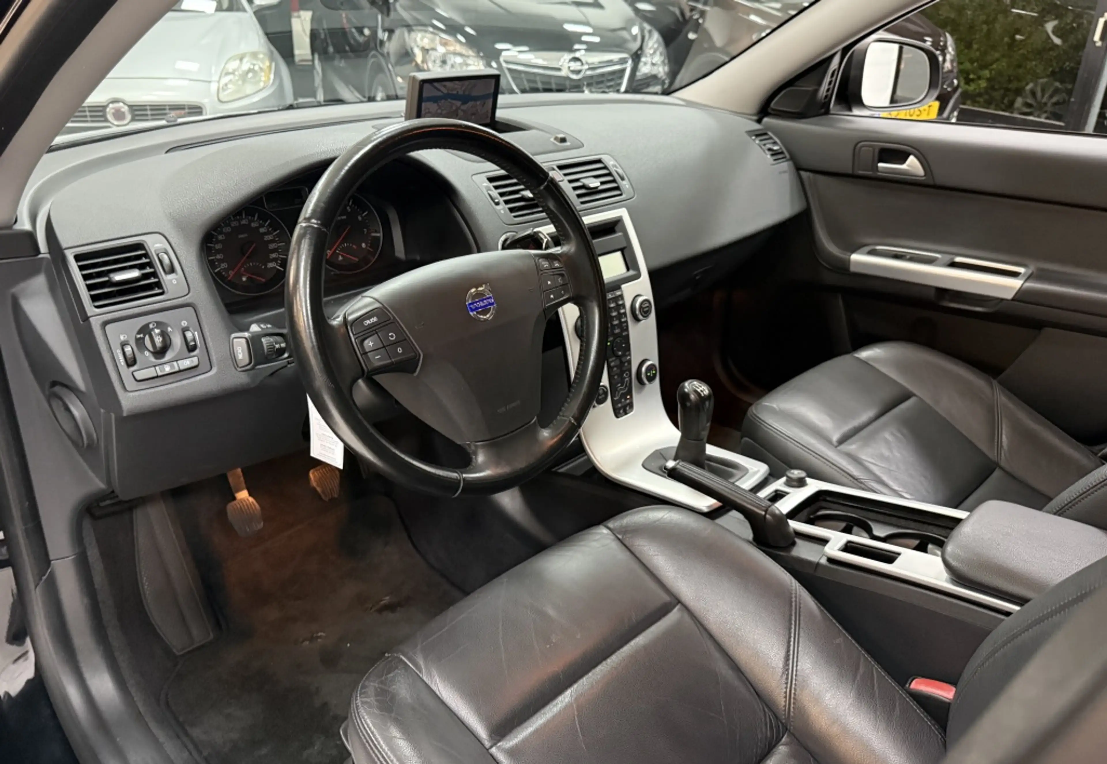 Volvo V50 2.0 Limited Edition Bovag Garantie — photo 24
