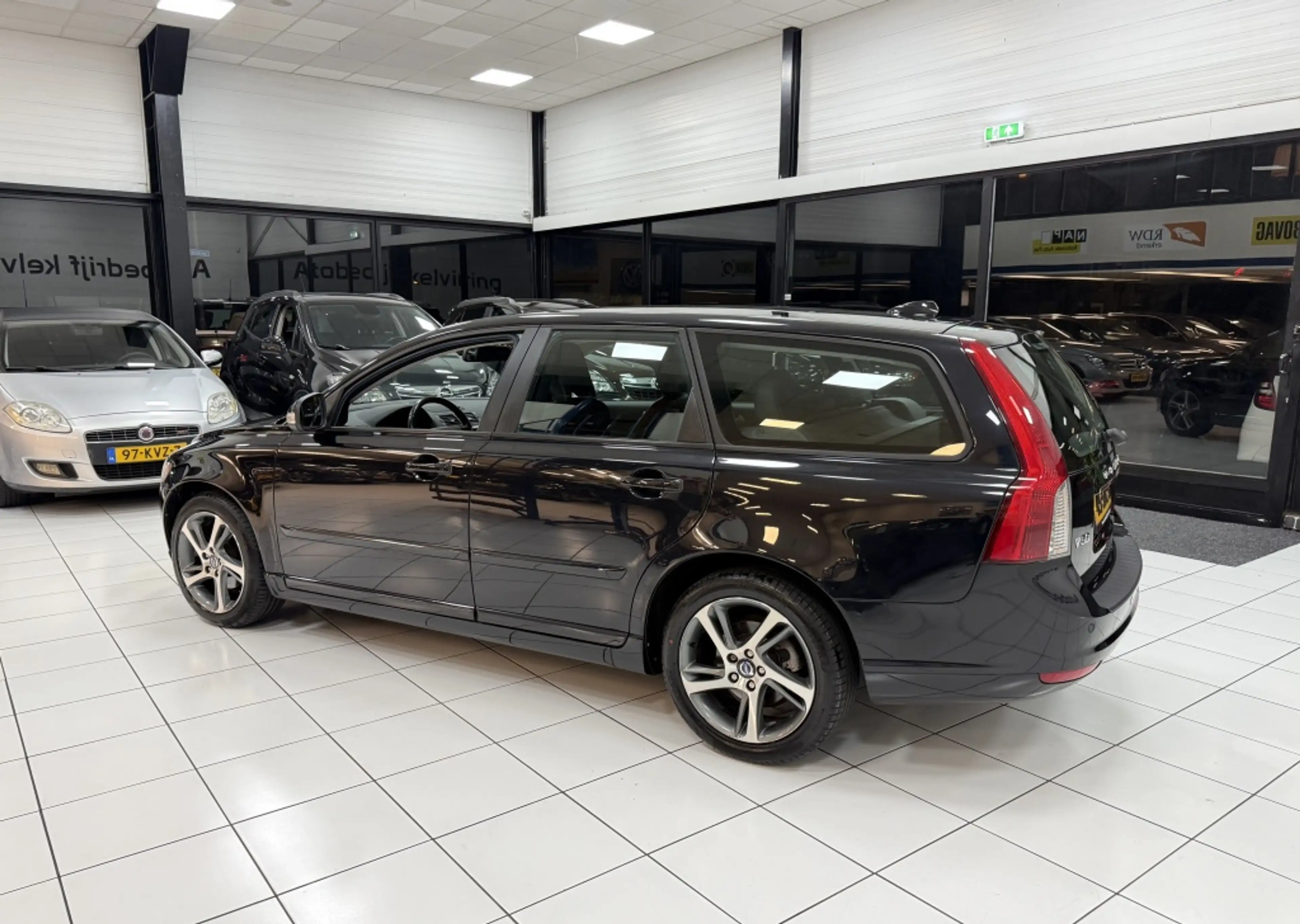 Volvo V50 2.0 Limited Edition Bovag Garantie — photo 11