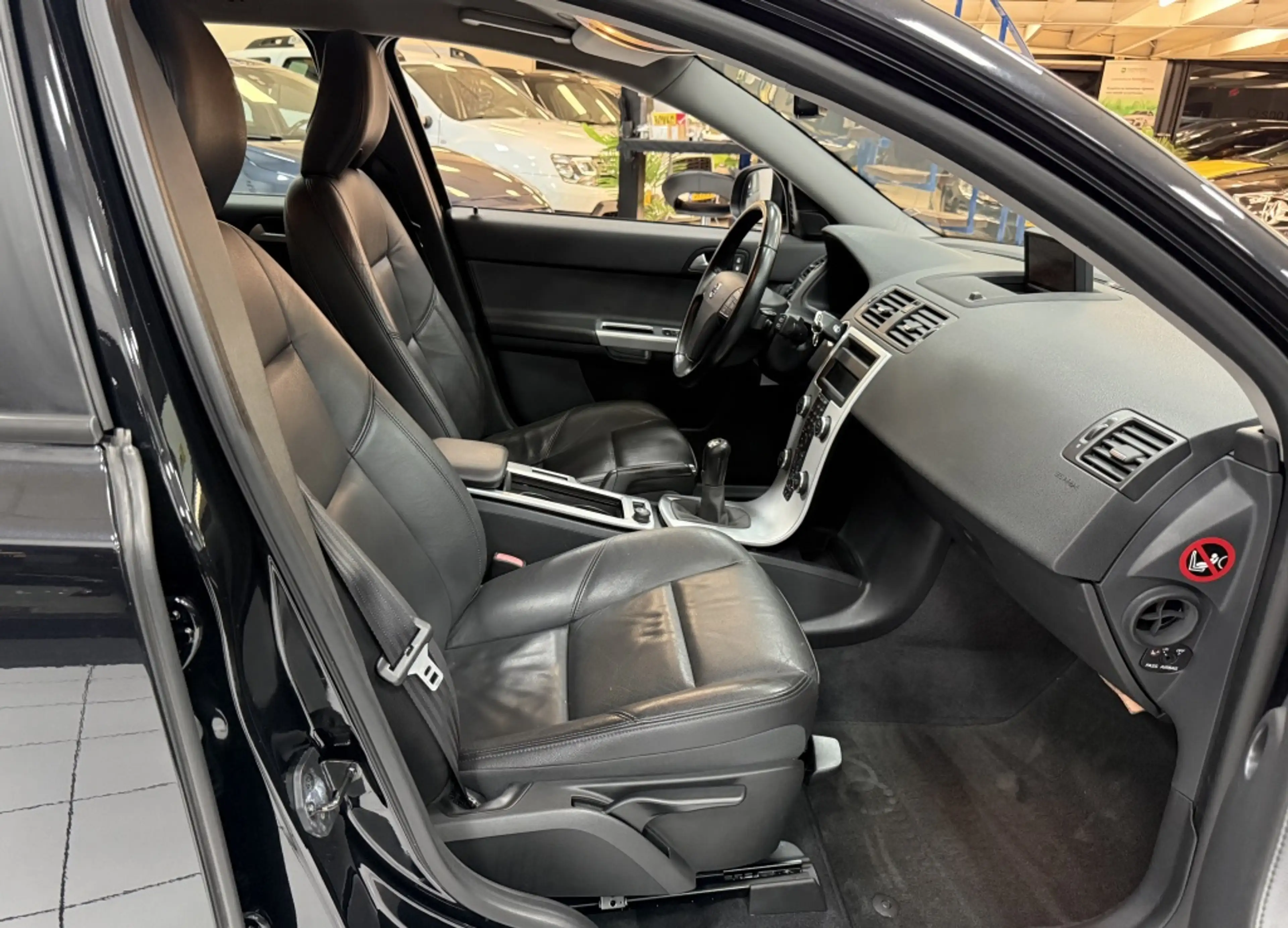 Volvo V50 2.0 Limited Edition Bovag Garantie — photo 17