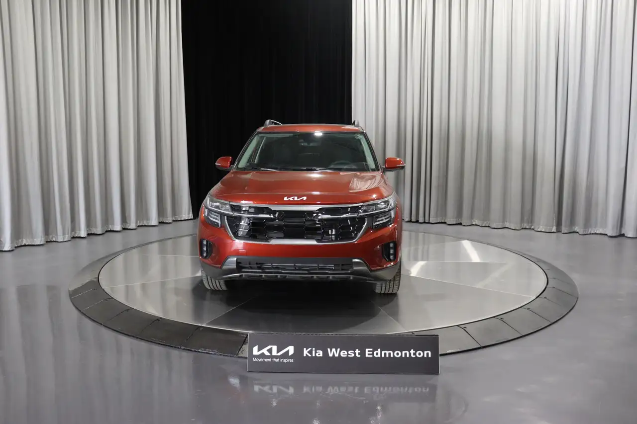 Kia Seltos снимка Kia Seltos