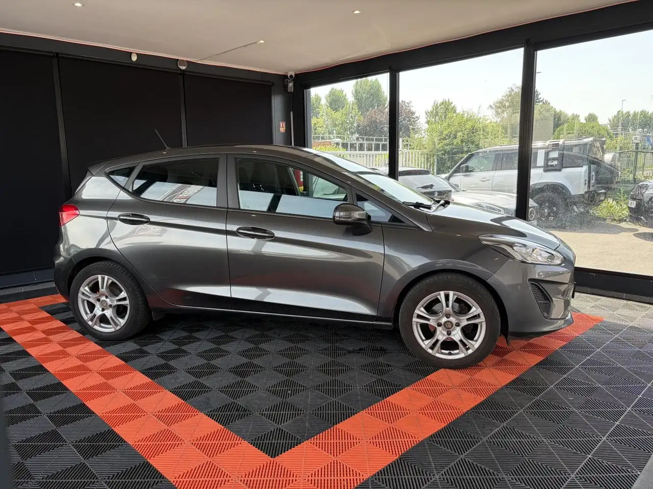 Ford Fiesta 5 portes — photo 8