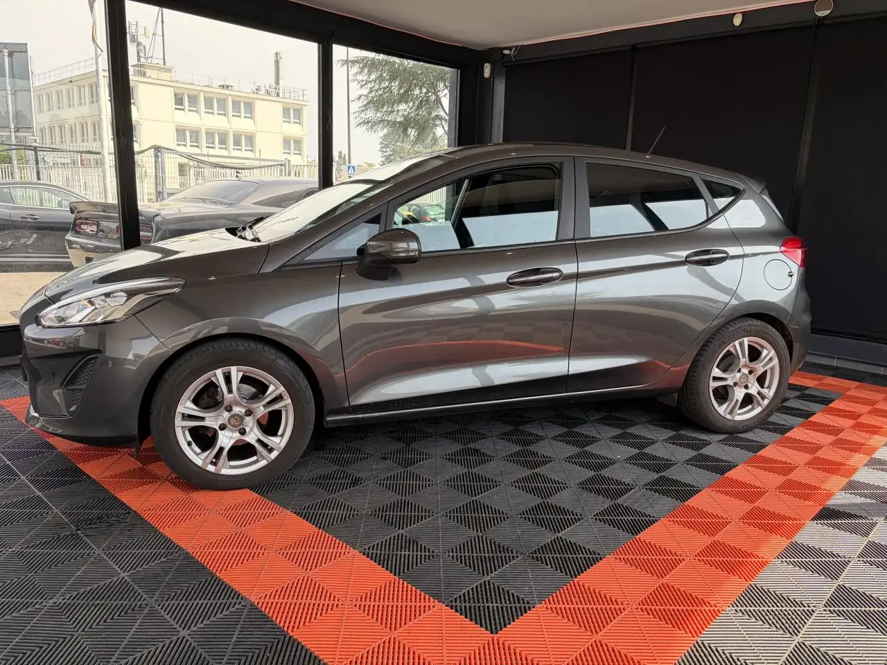 Ford Fiesta 5 portes — photo 5