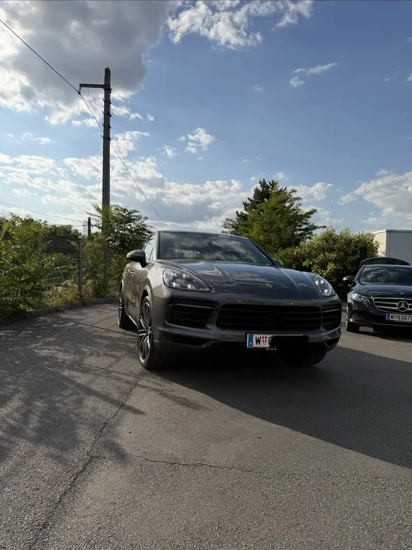 Porsche Cayenne III E-Hybrid PHEV 17,9 kWh Aut. - 1