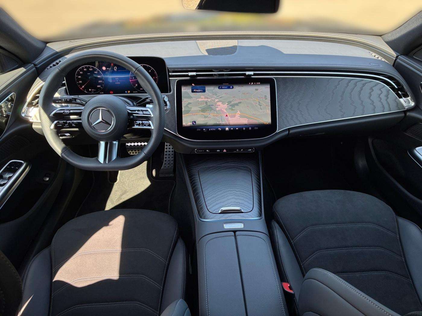 Mercedes-Benz E 220
