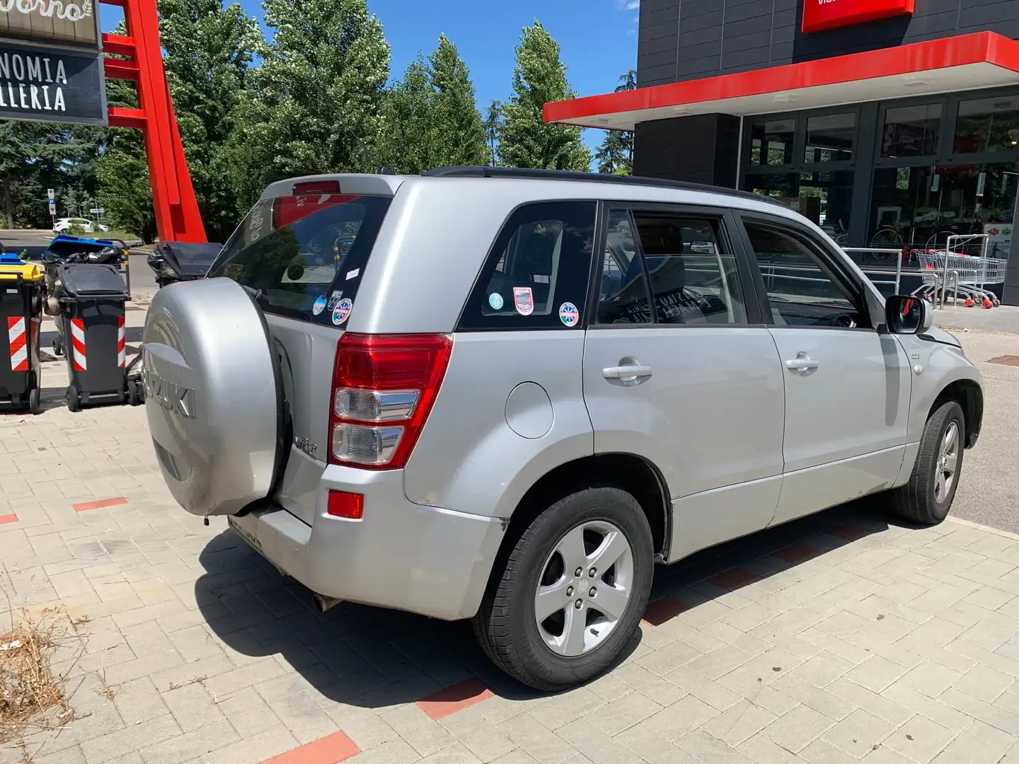 Suzuki Grand Vitara 5p 1.9 ddis Grau - 2