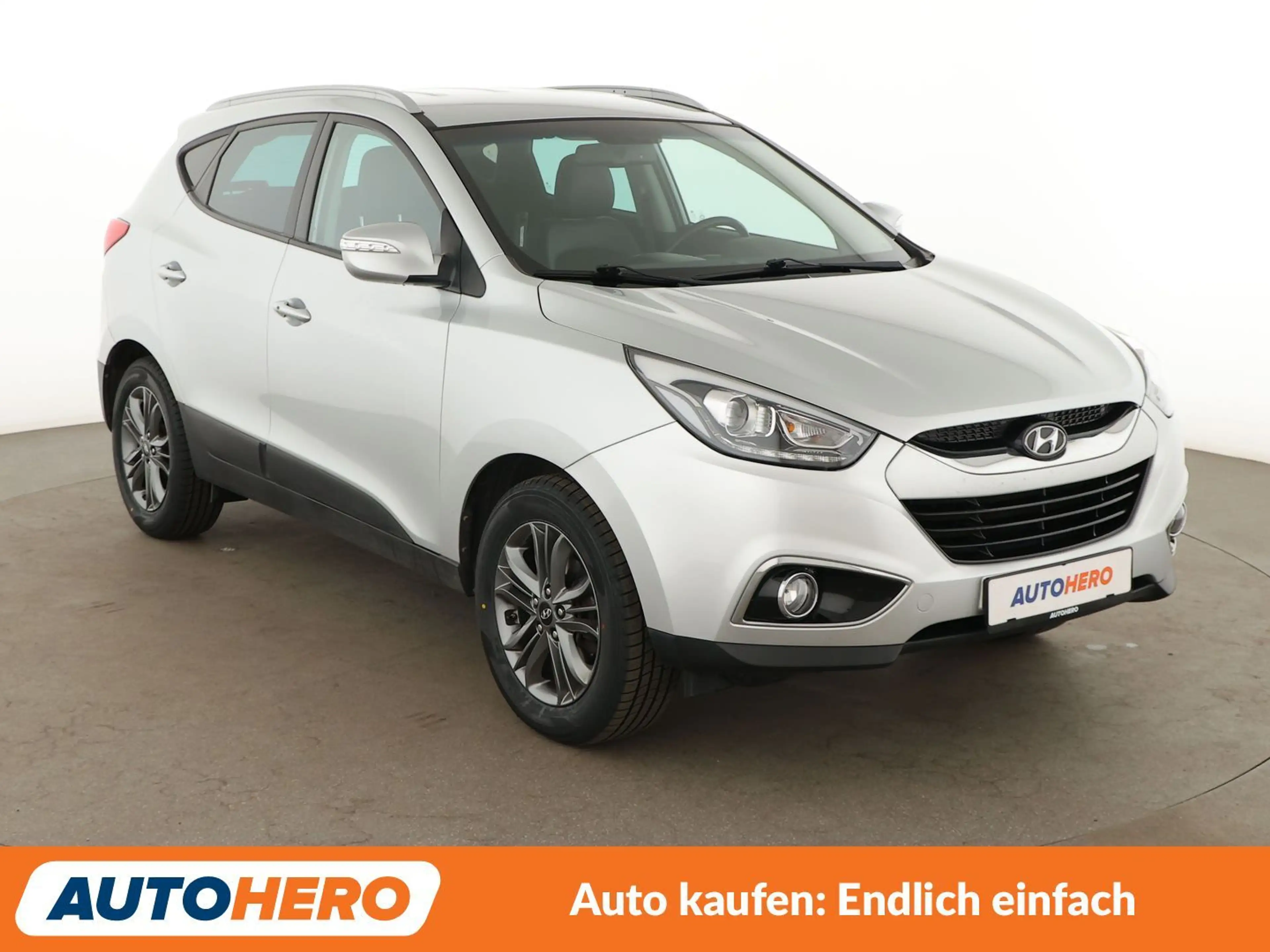 Hyundai iX35 1.6 FIFA World Cup Edition 2WD *NAVI*TEMPO*CAM*SHZ — photo 8