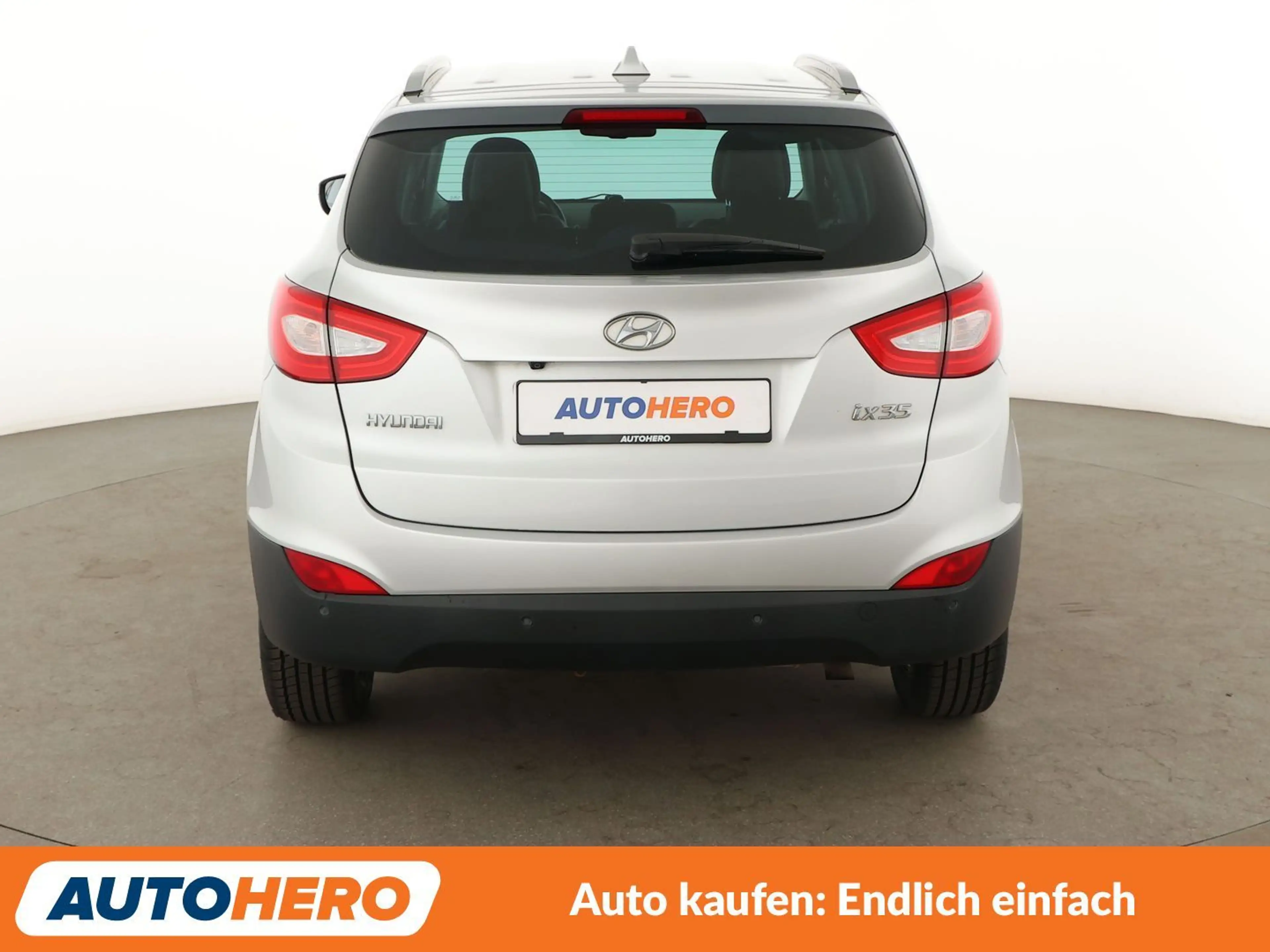 Hyundai iX35 1.6 FIFA World Cup Edition 2WD *NAVI*TEMPO*CAM*SHZ — photo 5