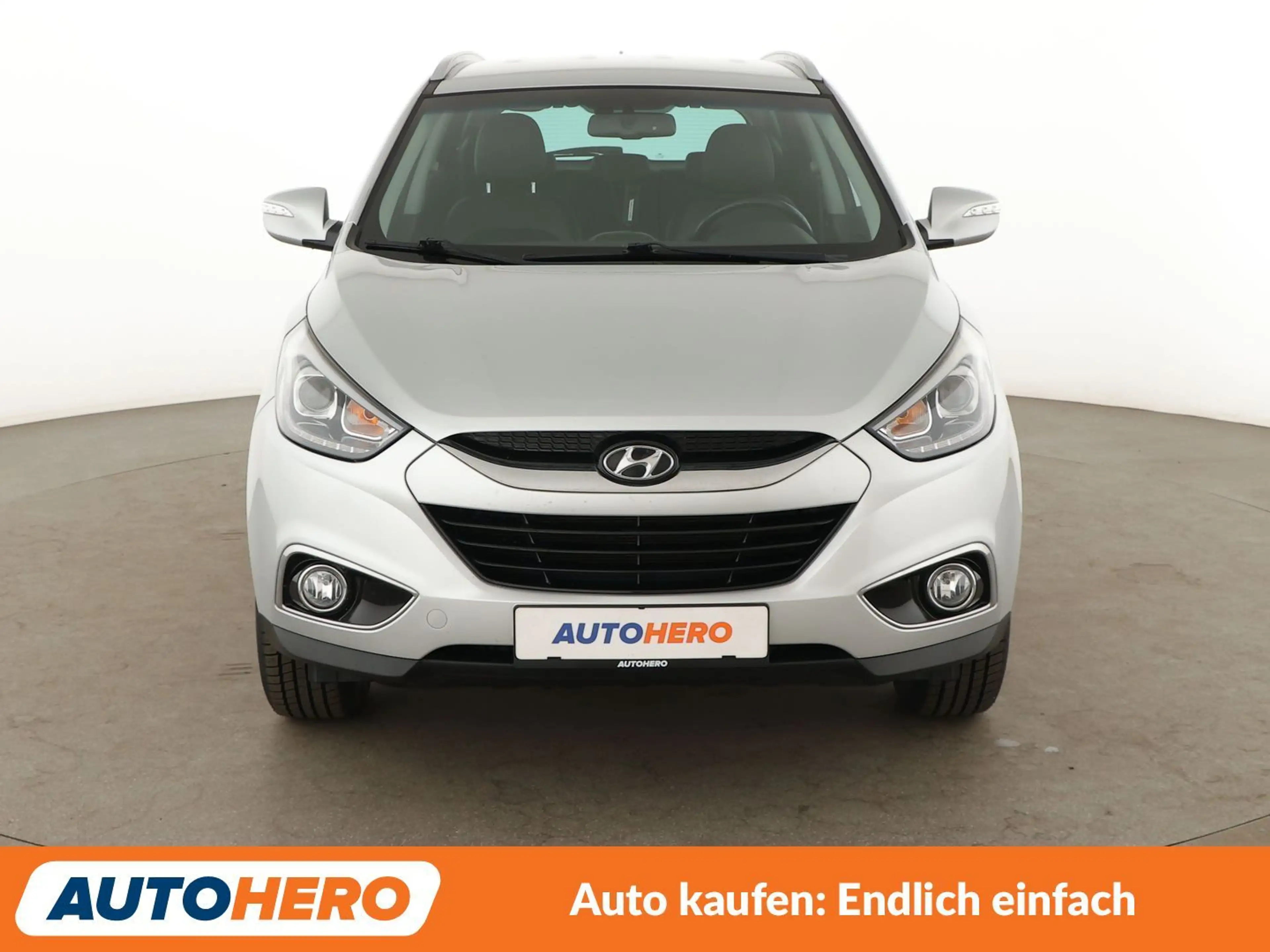 Hyundai iX35 1.6 FIFA World Cup Edition 2WD *NAVI*TEMPO*CAM*SHZ — photo 9