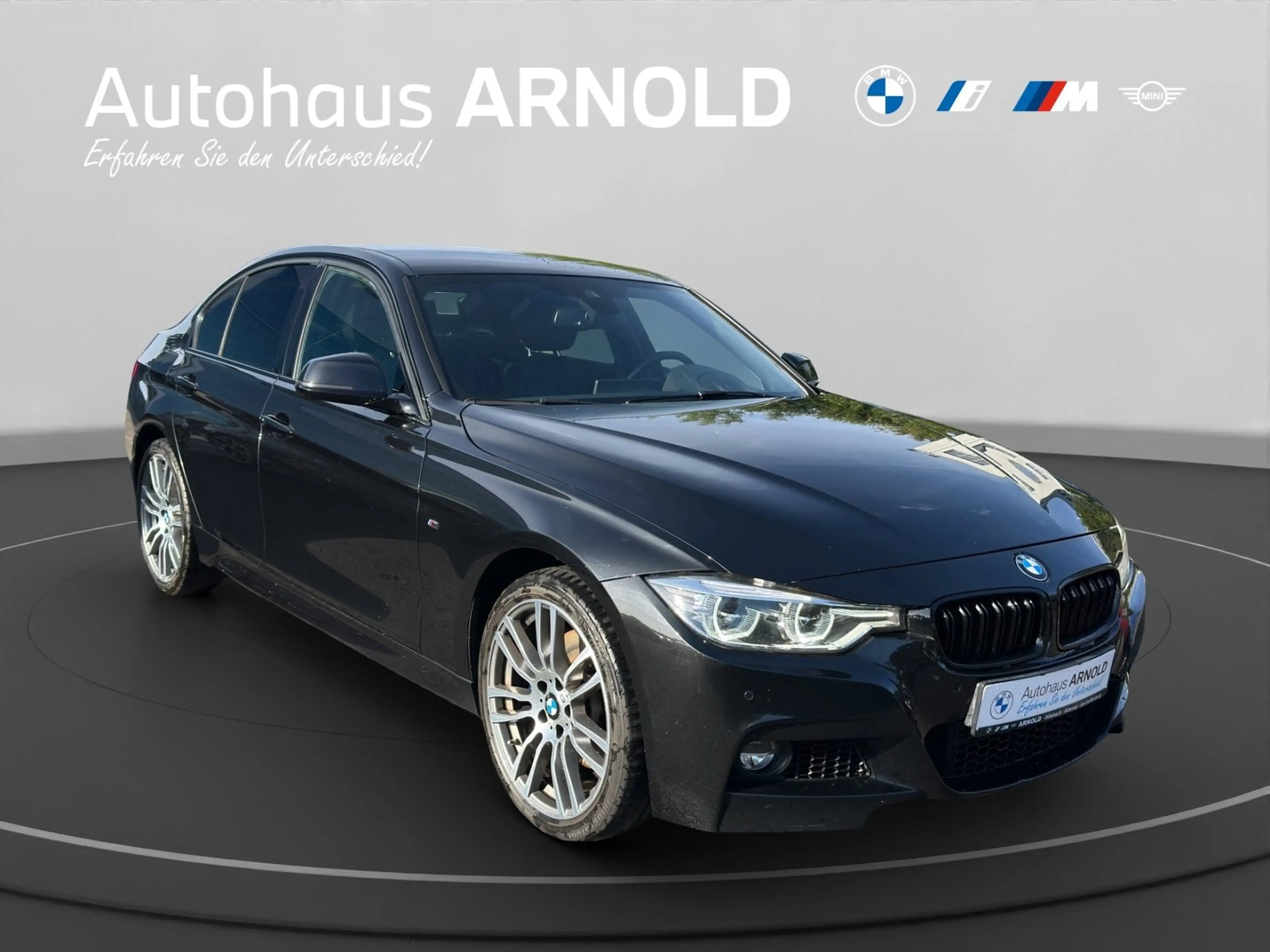 BMW 335 d xDrive Limousine — photo 3
