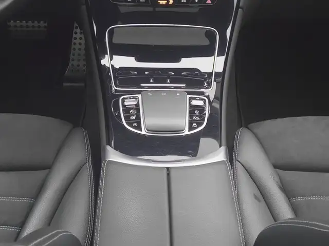 Mercedes-Benz GLC view 21