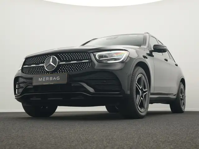 Mercedes-Benz GLC view 10