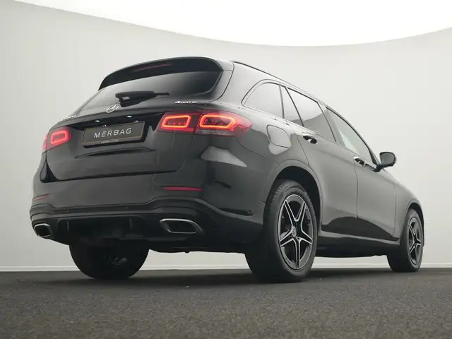 Mercedes-Benz GLC view 11