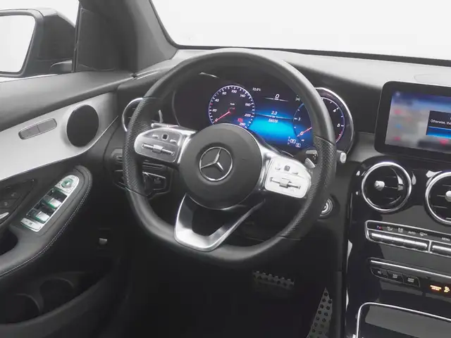 Mercedes-Benz GLC view 19
