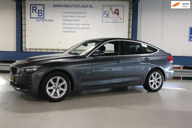 BMW 320 3-serie Gran Turismo 320i Business RIJKLAAR/ NAP/