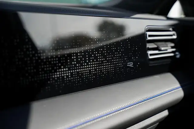 Volkswagen Tiguan view 18