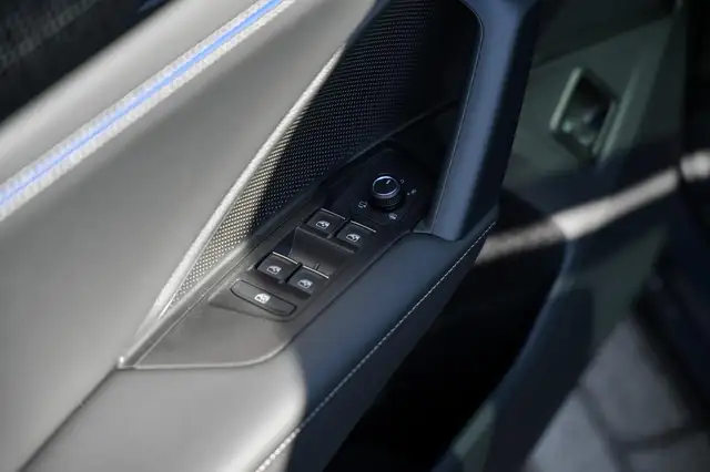 Volkswagen Tiguan view 20