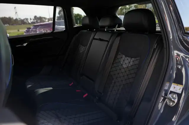 Volkswagen Tiguan view 23