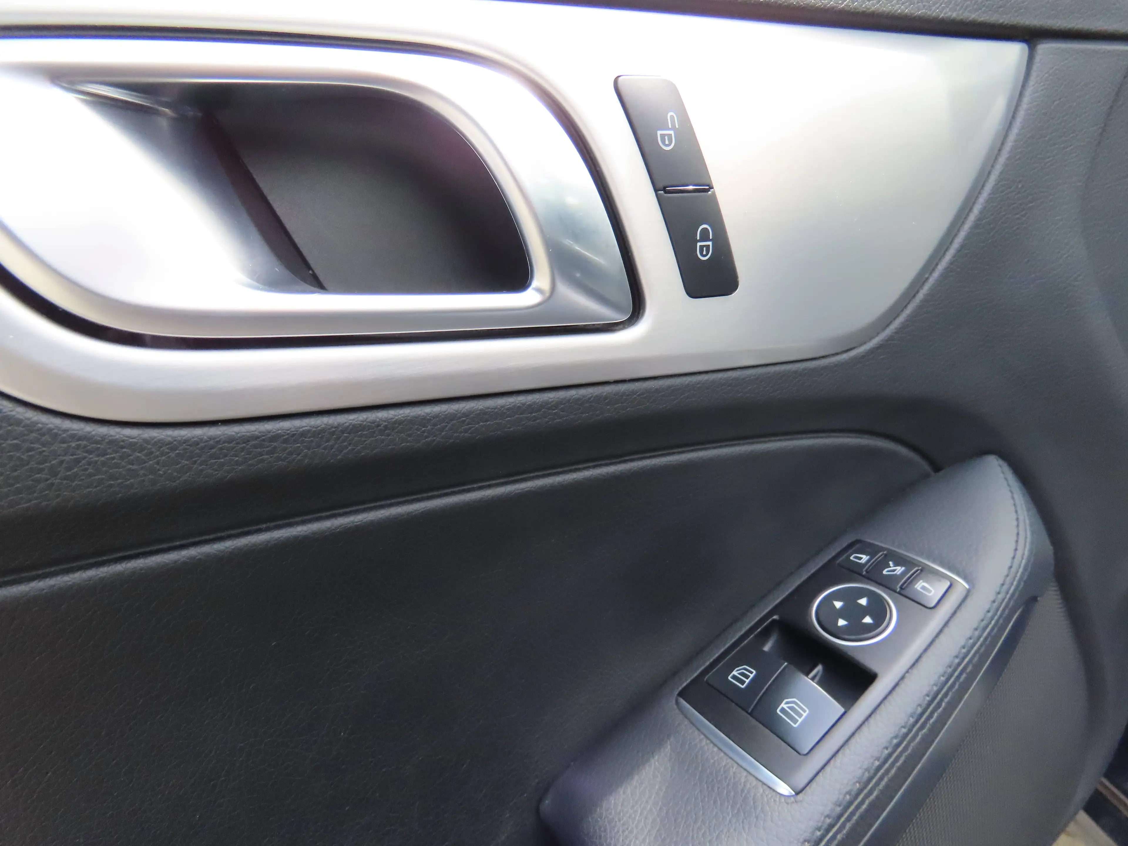 Mercedes-Benz SLK 200 SLK 200 — photo 16