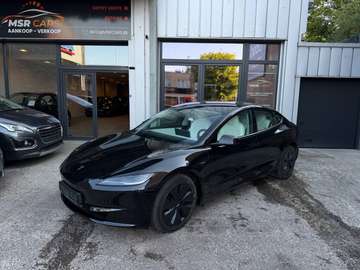 78 kWh RWD Long Range - 700KM Autonomie