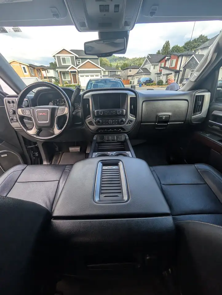 GMC Sierra 1500 снимка GMC Sierra 1500