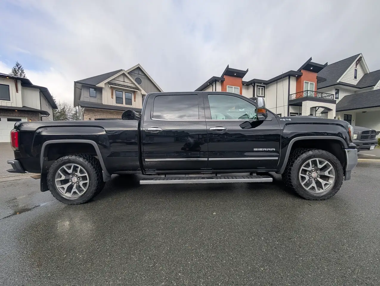 GMC Sierra 1500 снимка GMC Sierra 1500