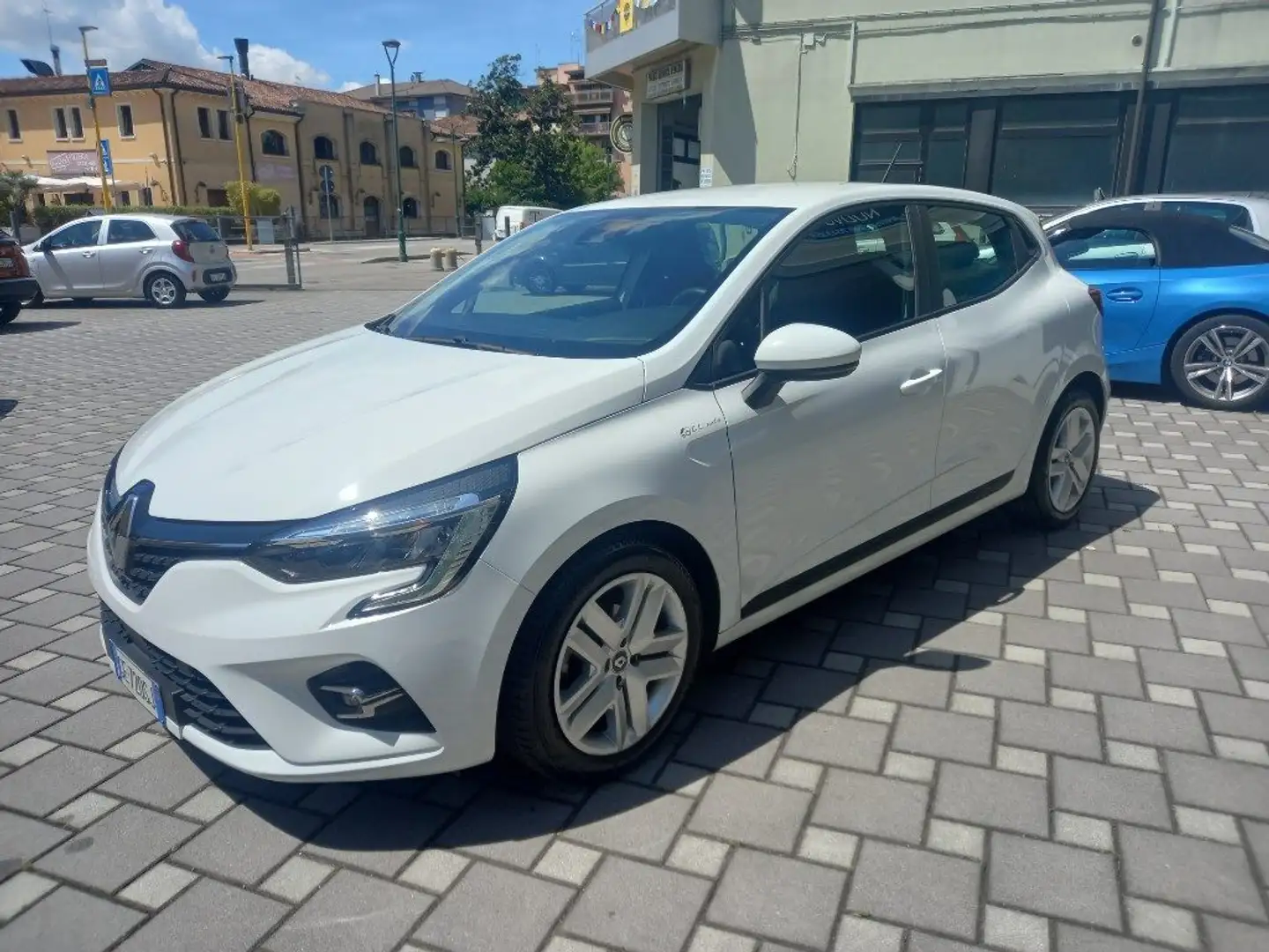 Renault Clio TCe 90 CV 5 porte Business Bianco - 2