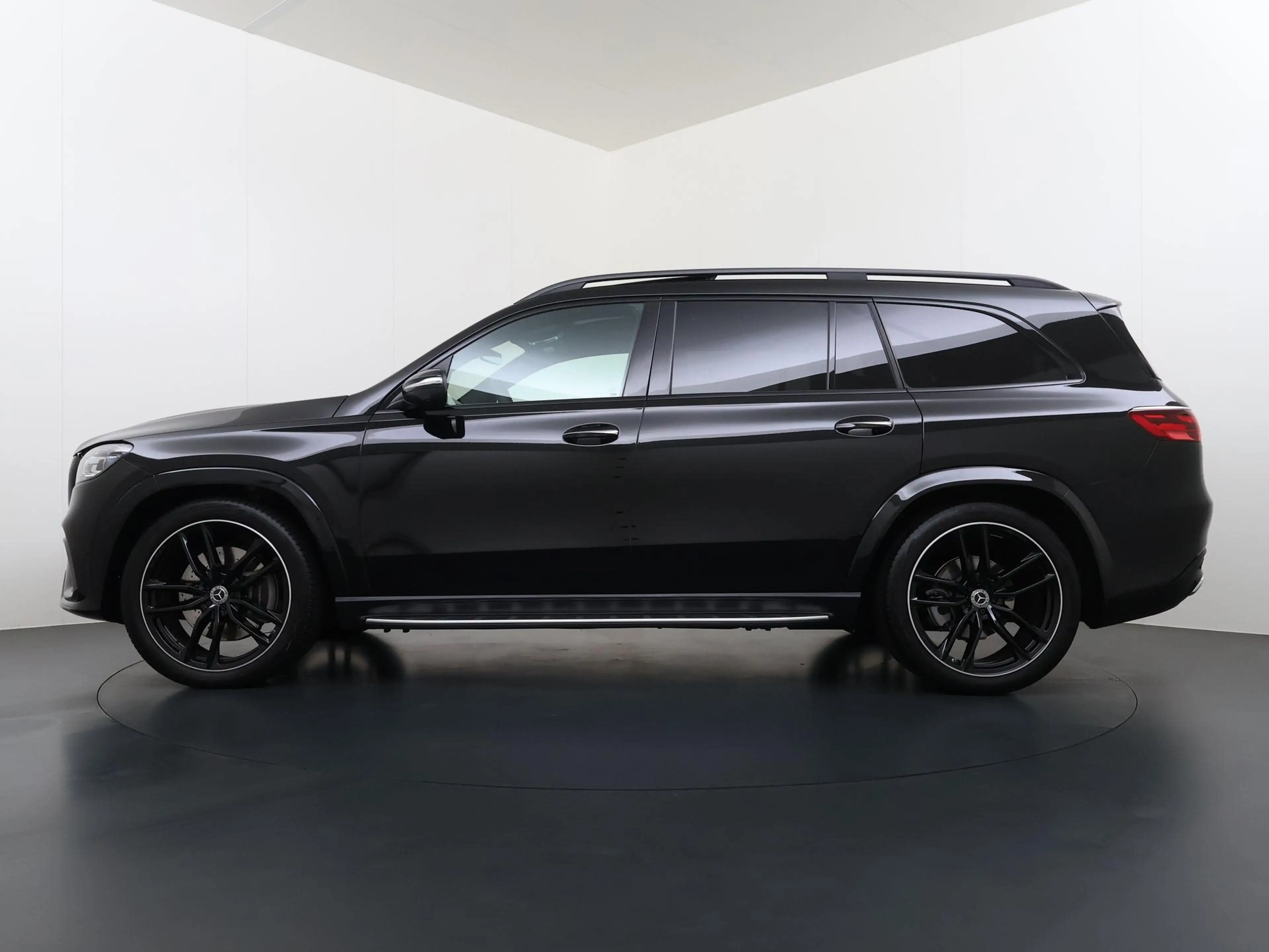 Mercedes-Benz GLS 450 4MATIC AMG Line wegklapbare trekhaak, panoramadak, — photo 3