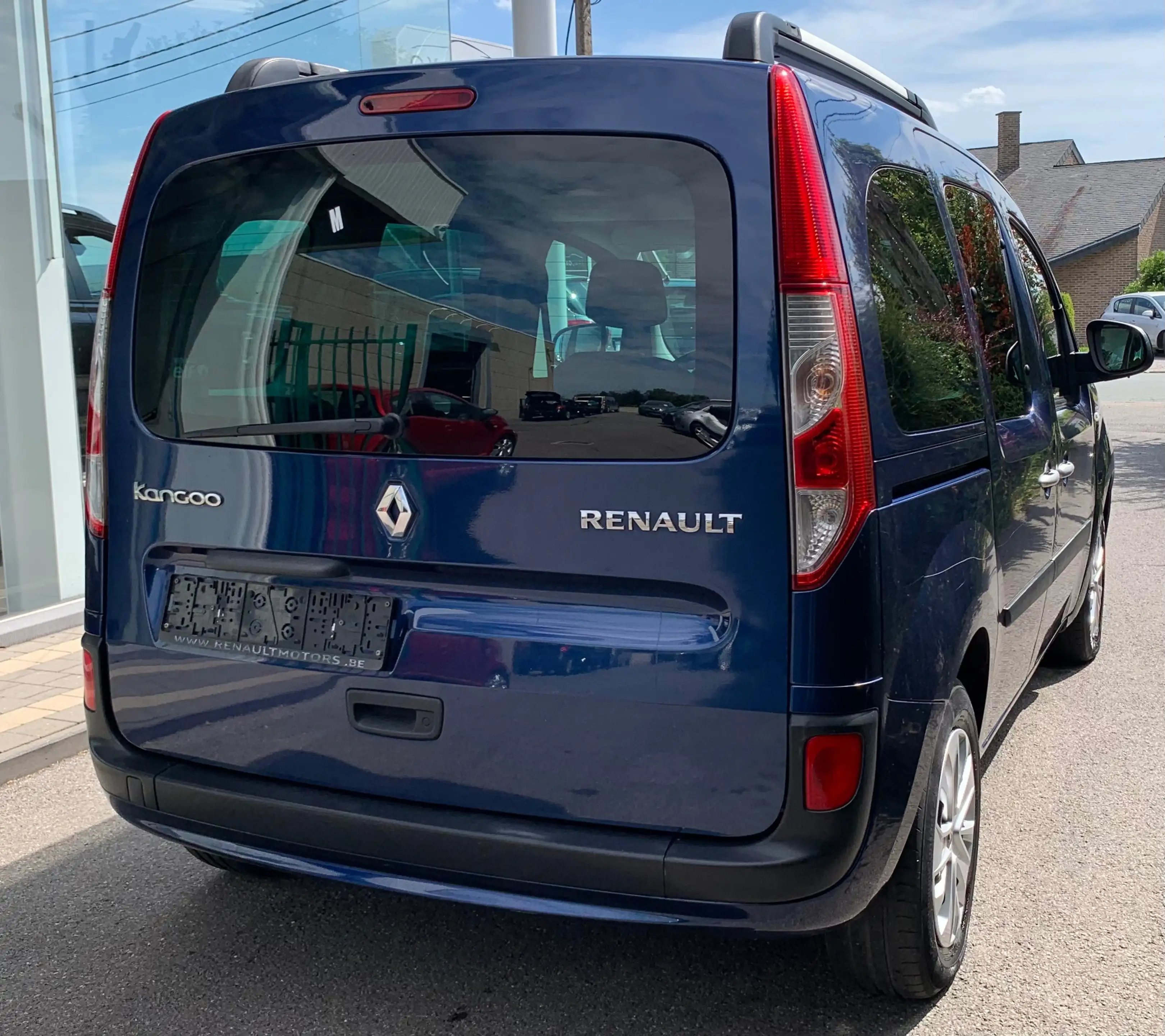Renault Kangoo 1.5 dCi 90CV / LIMITED / 5 PLACES / AIRCO / 2 PORTES LATÉRALES — photo 6