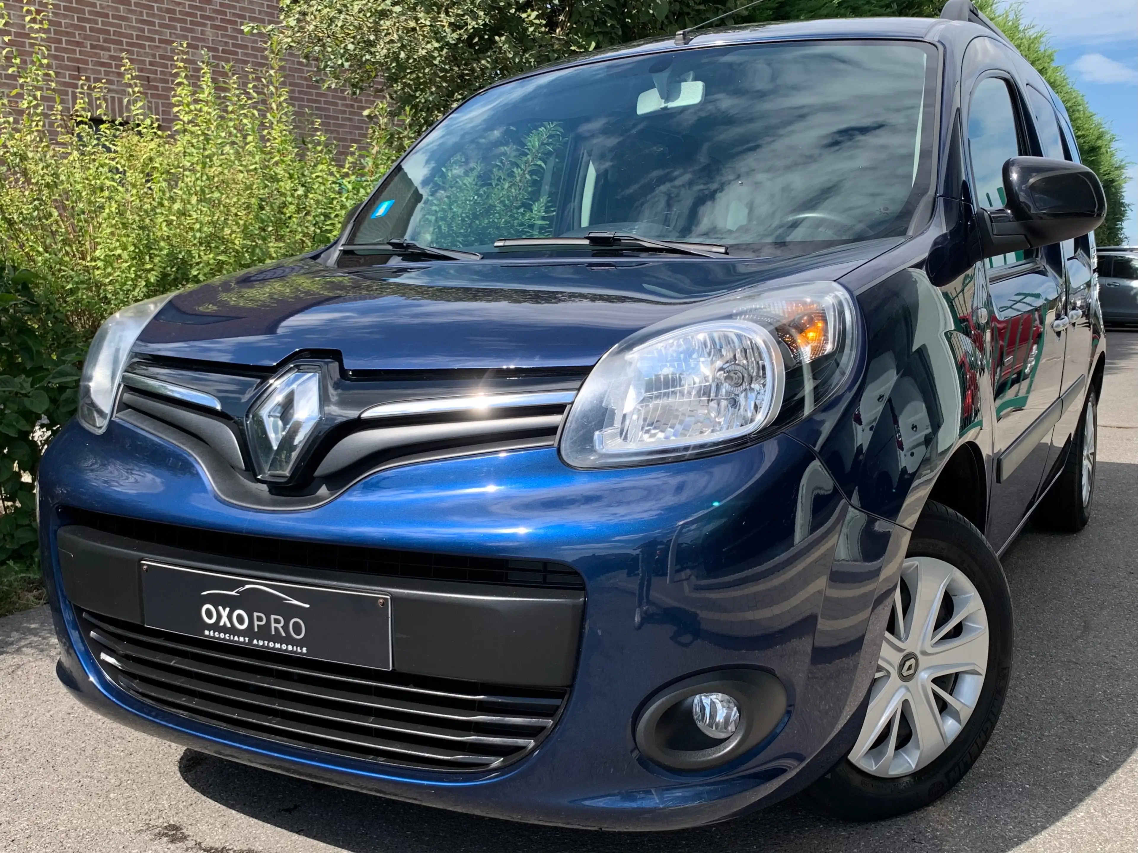 Renault Kangoo 1.5 dCi 90CV / LIMITED / 5 PLACES / AIRCO / 2 PORTES LATÉRALES