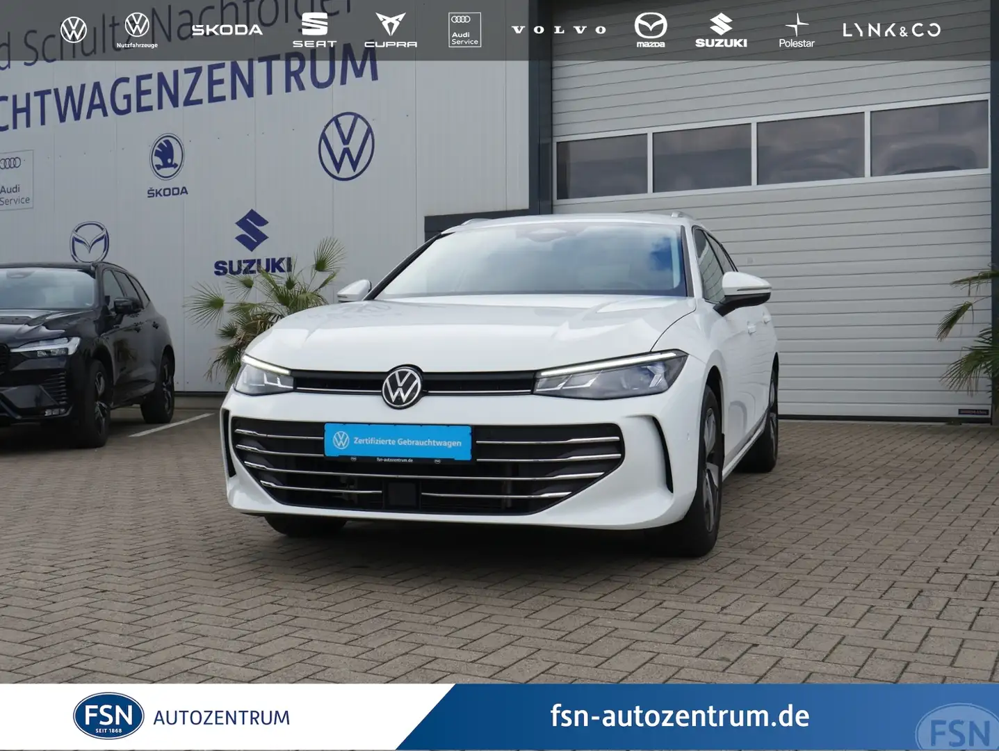 Volkswagen Passat Variant 1.5 eTSI Business DSG AHK ACC NAVI SITZHZG AREAVI Weiß - 1