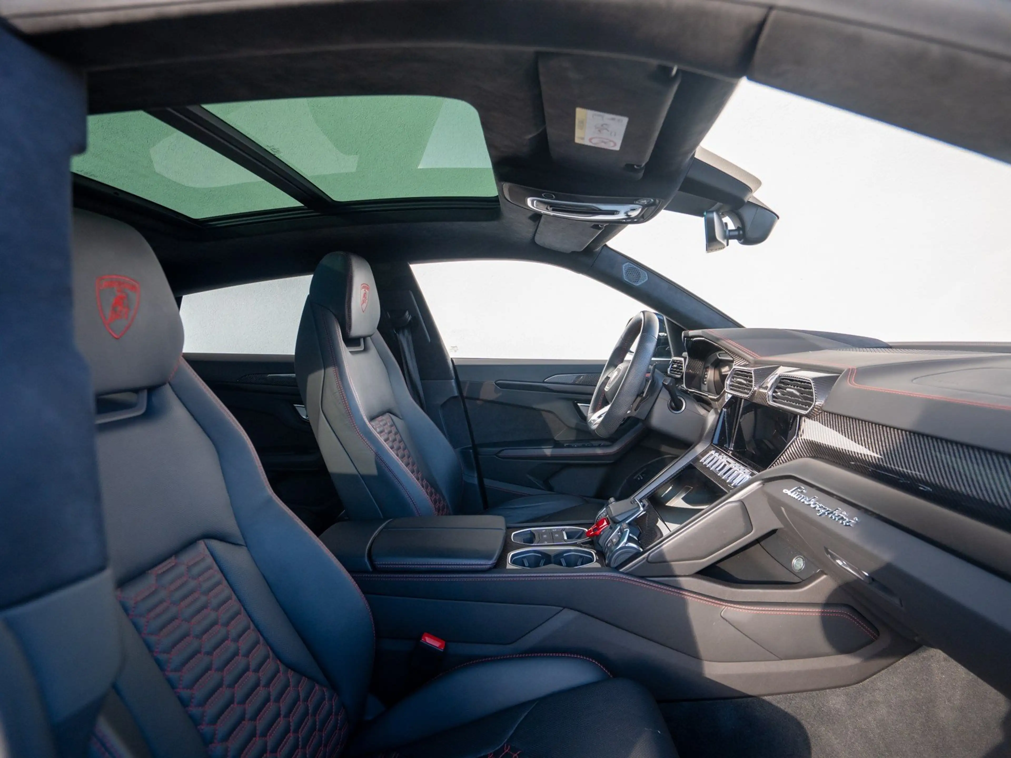 Lamborghini Urus 23" B&O PANO MASSAGE AHK PARK ASSIST BIG CARBON ST — photo 9