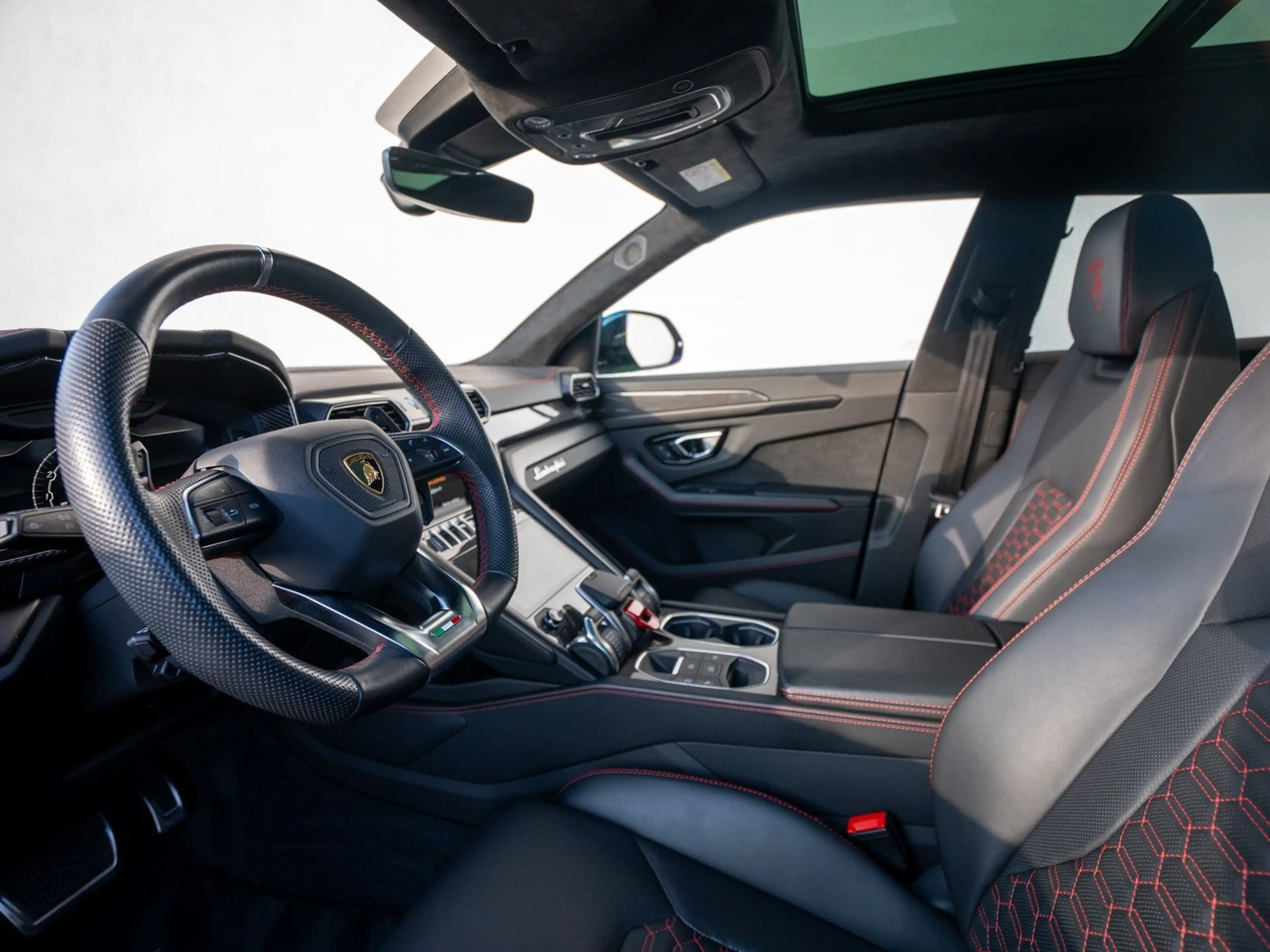 Lamborghini Urus 23" B&O PANO MASSAGE AHK PARK ASSIST BIG CARBON ST — photo 15