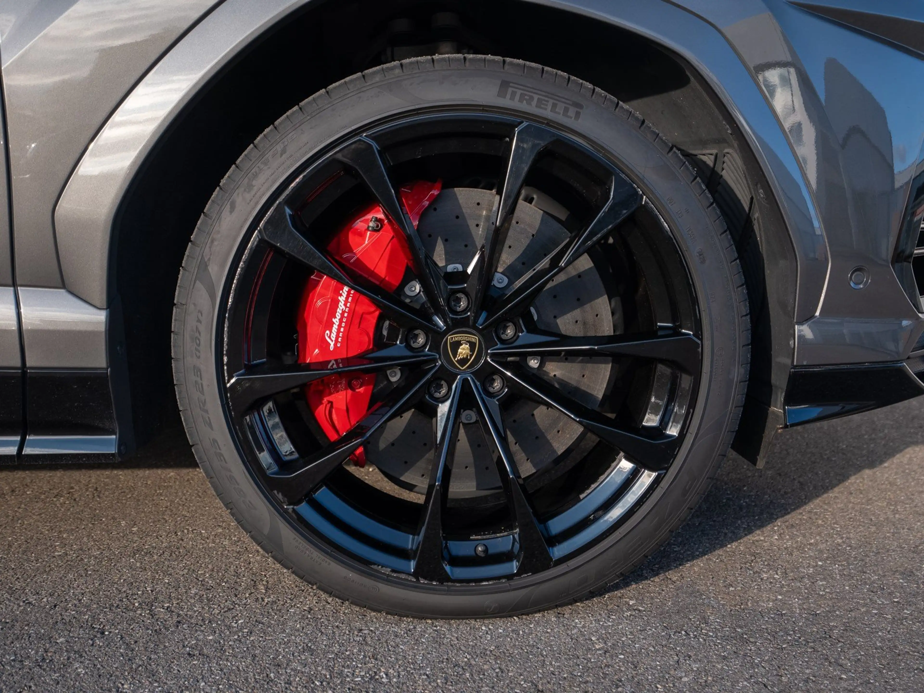 Lamborghini Urus 23" B&O PANO MASSAGE AHK PARK ASSIST BIG CARBON ST — photo 11