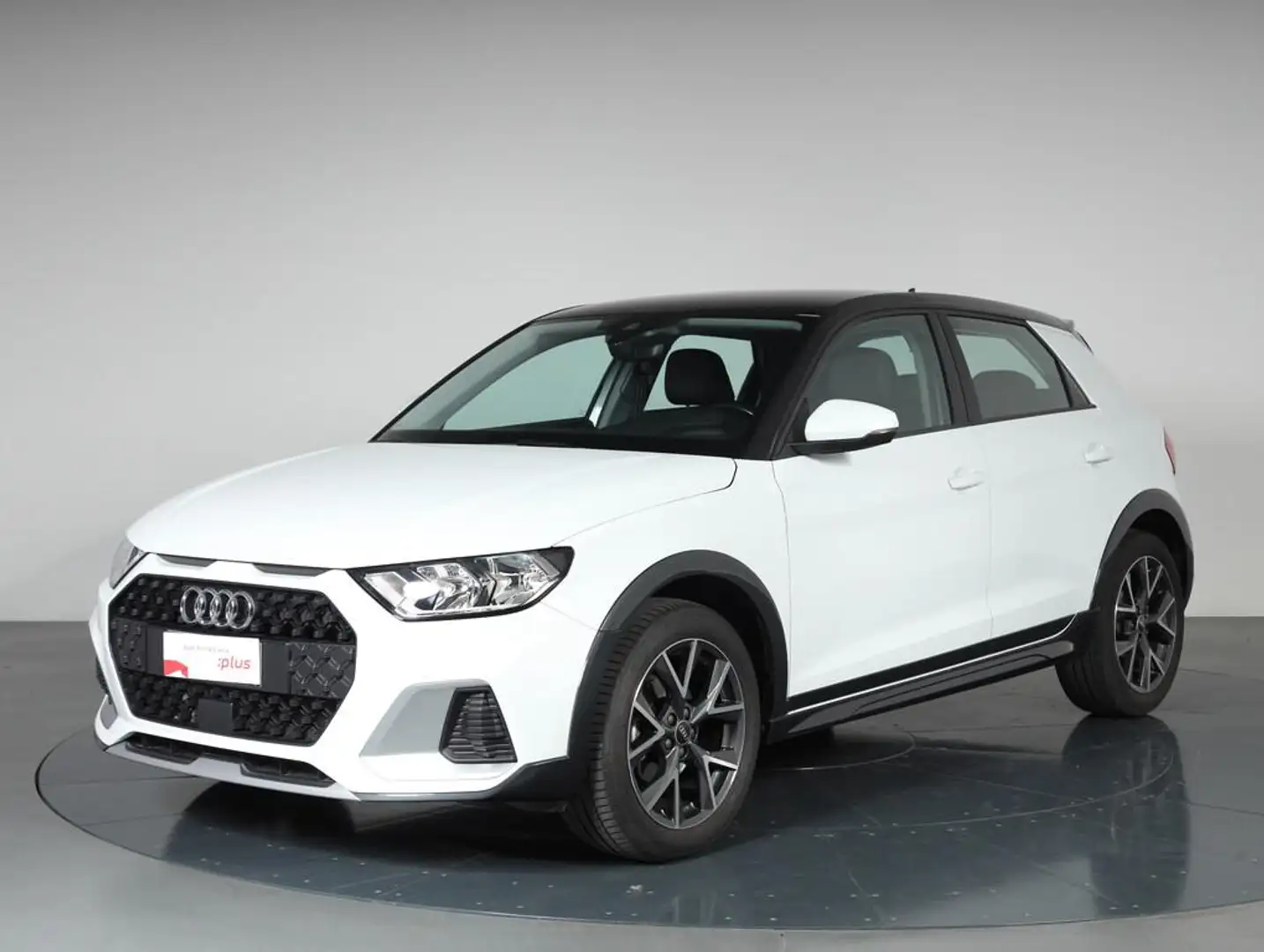 Audi A1 Citycarver 30 1.0 tfsi Admired 110cv s-tronic Nero - 1